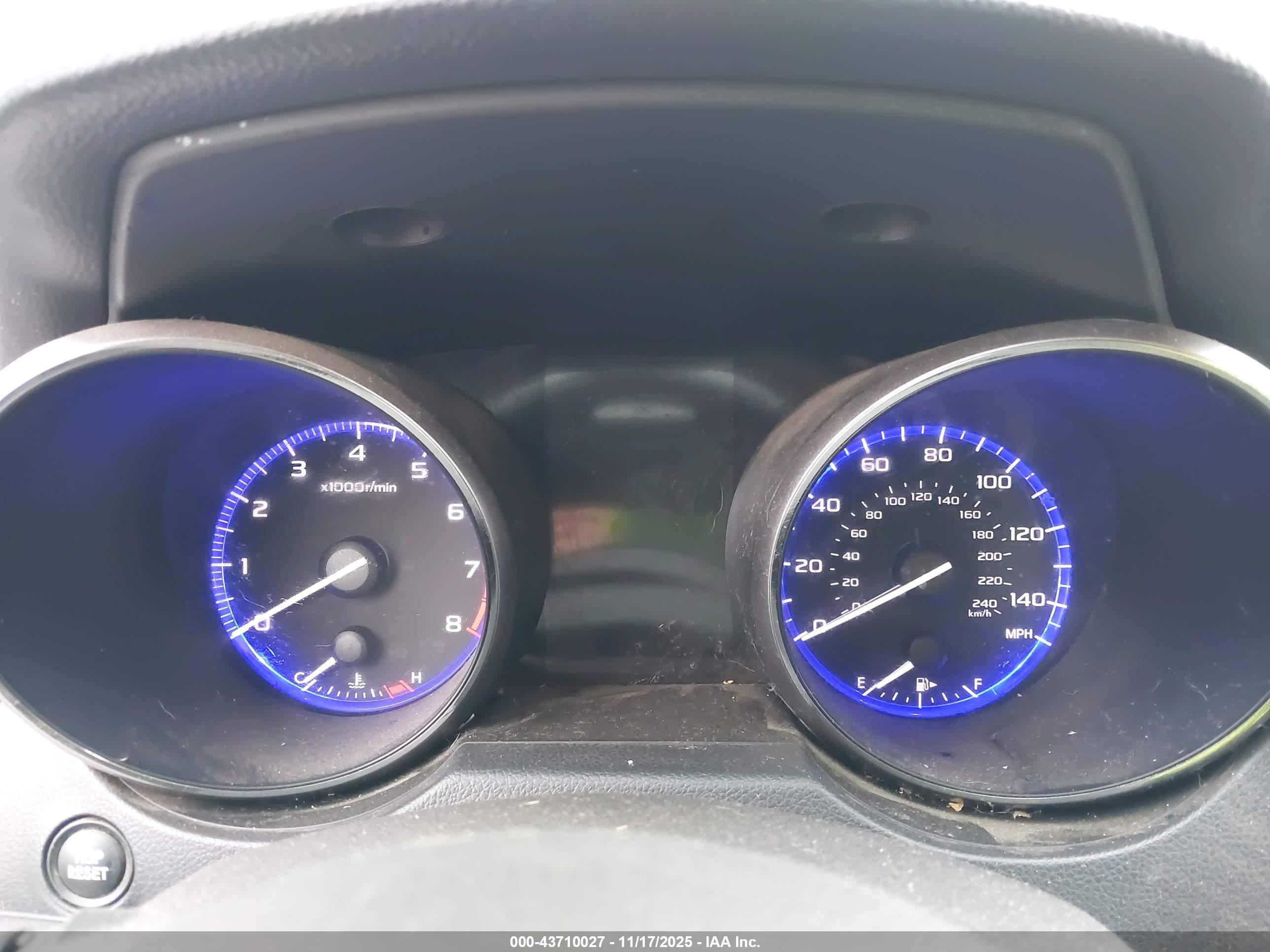 SUBARU OUTBACK image 7