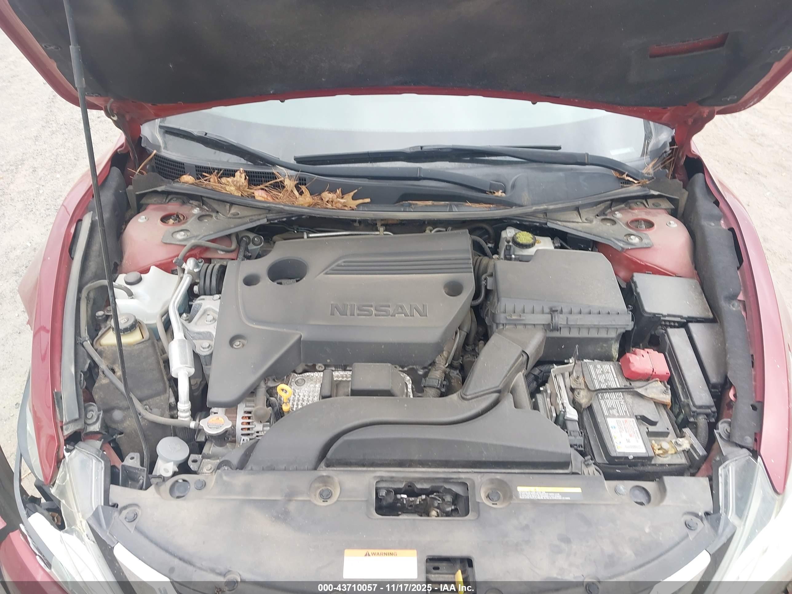 NISSAN ALTIMA image 10