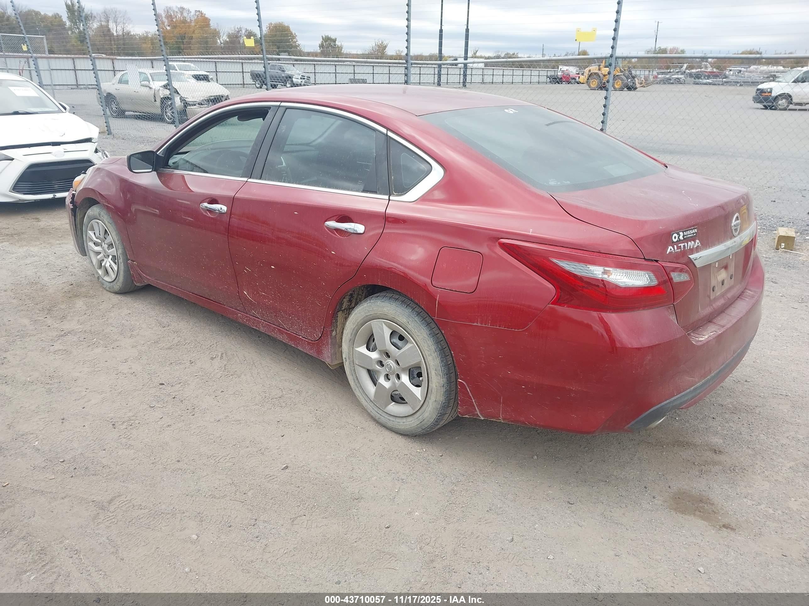 NISSAN ALTIMA image 3