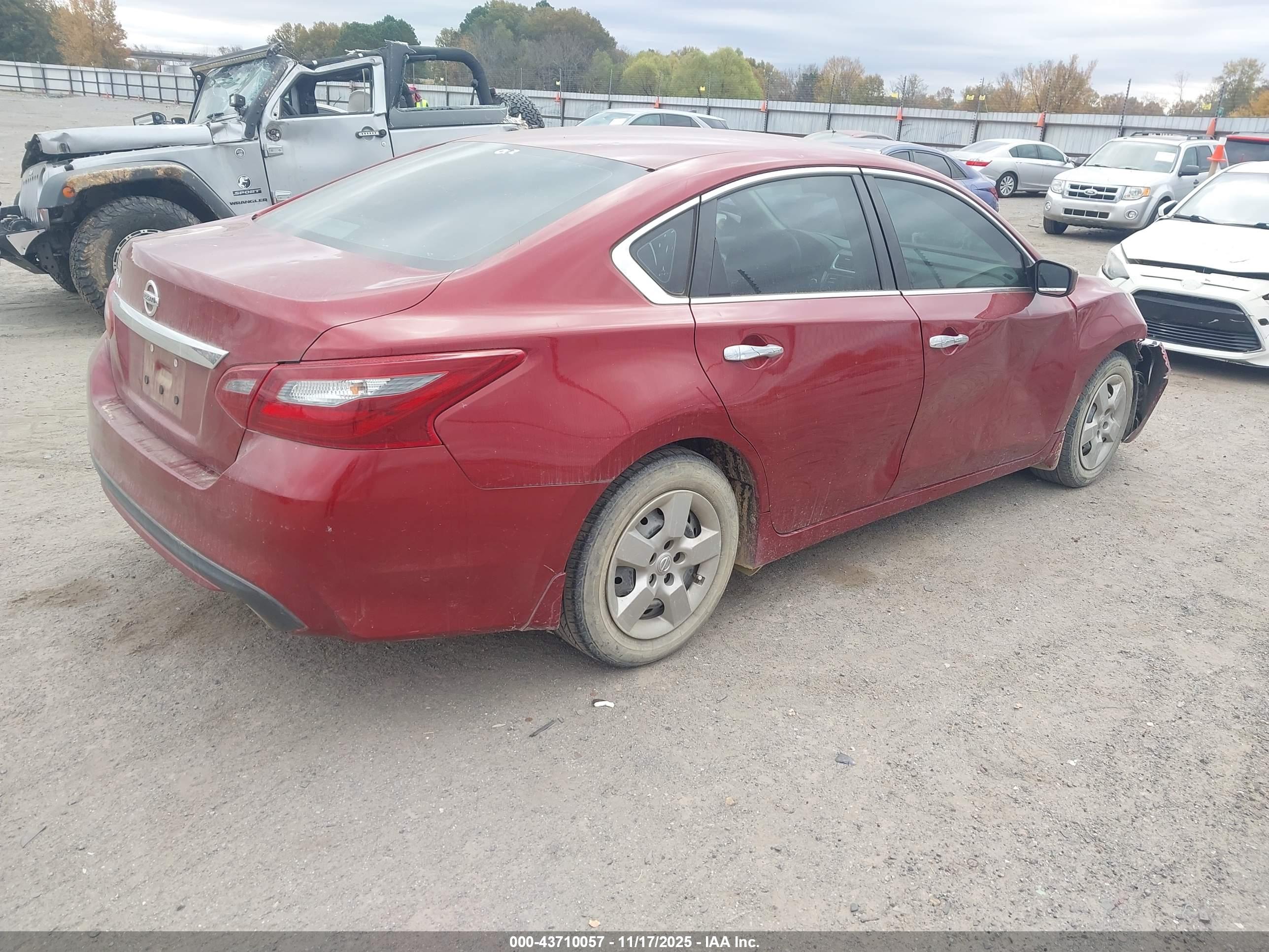 NISSAN ALTIMA image 4