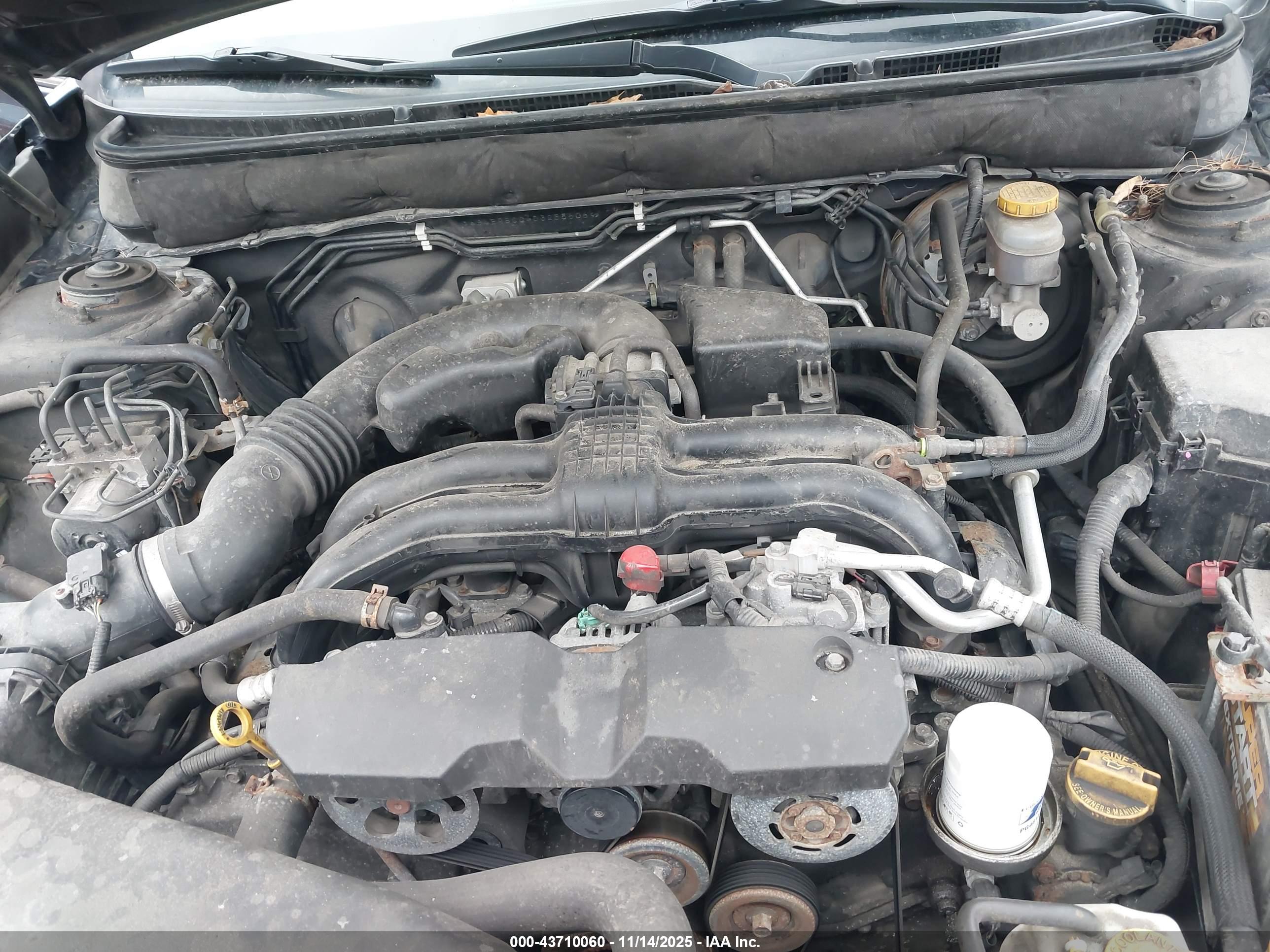 SUBARU OUTBACK image 10