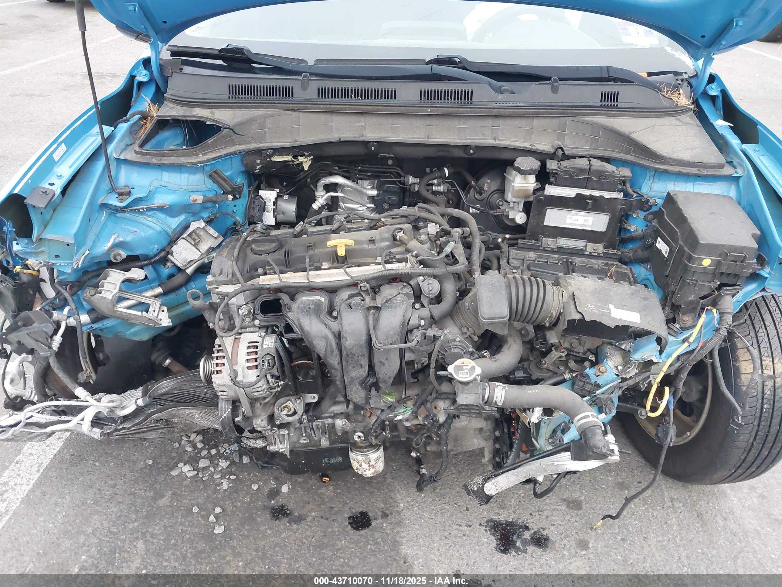 HYUNDAI KONA image 10