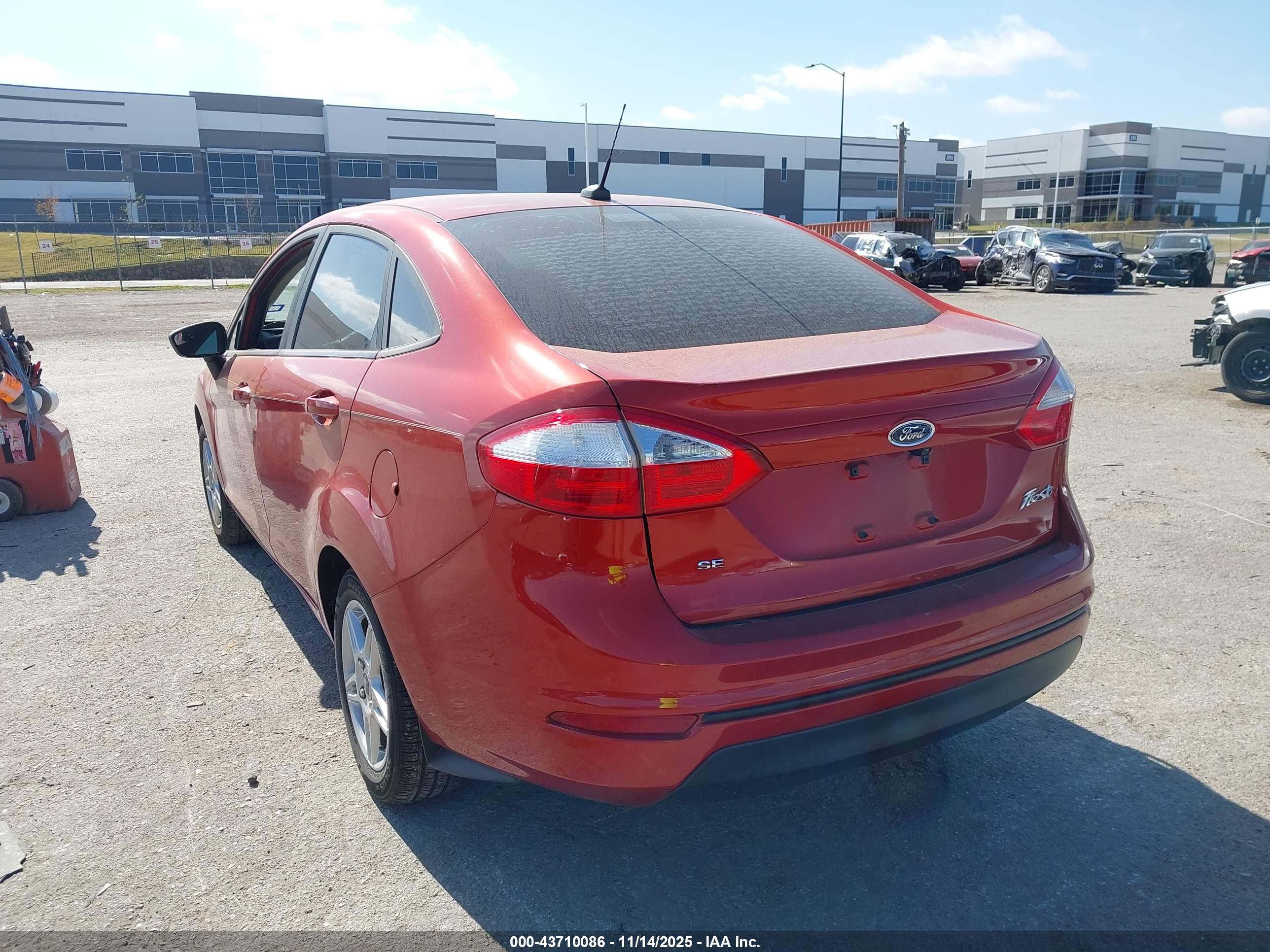 FORD FIESTA image 3