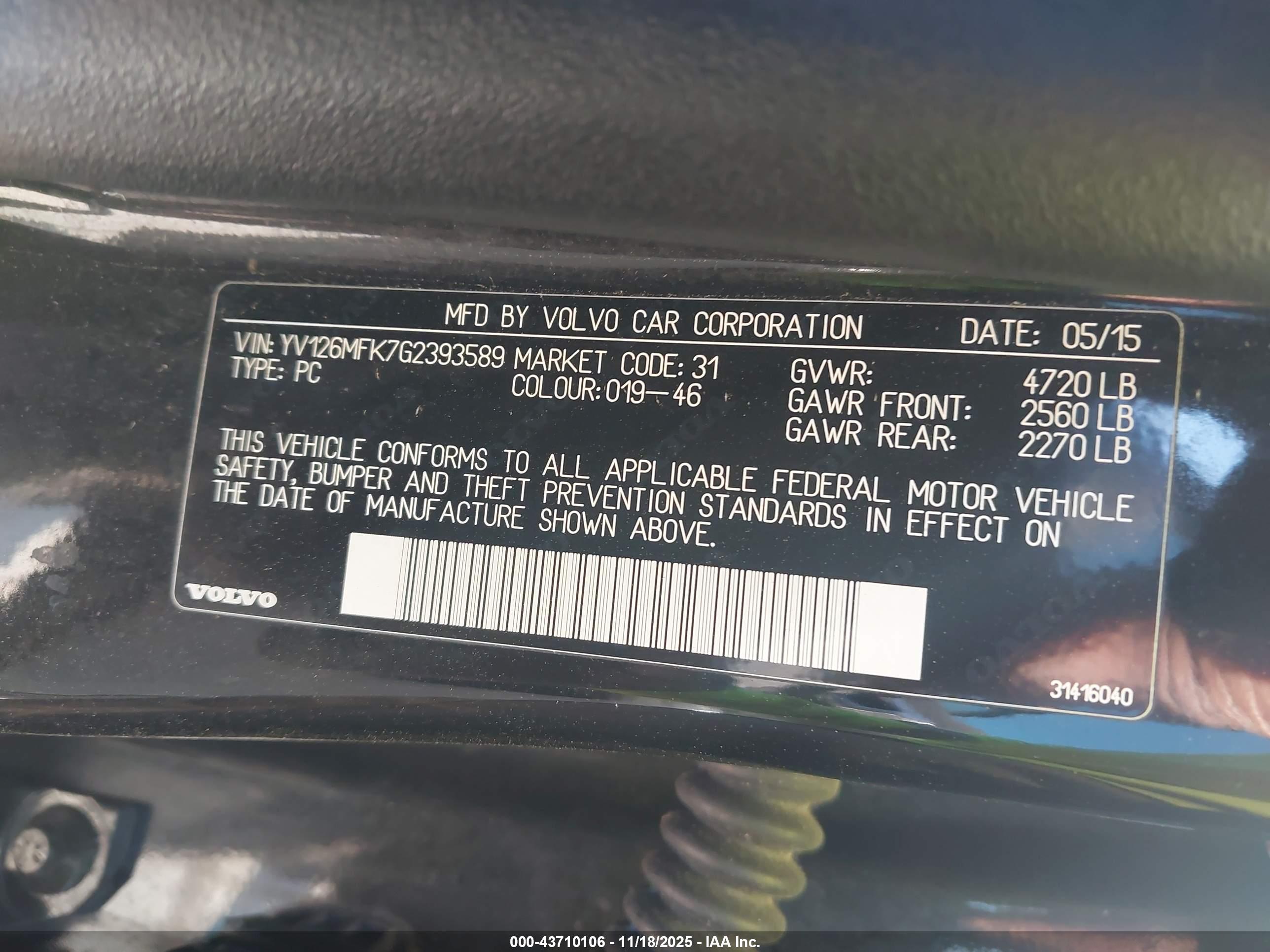VOLVO S60 image 9