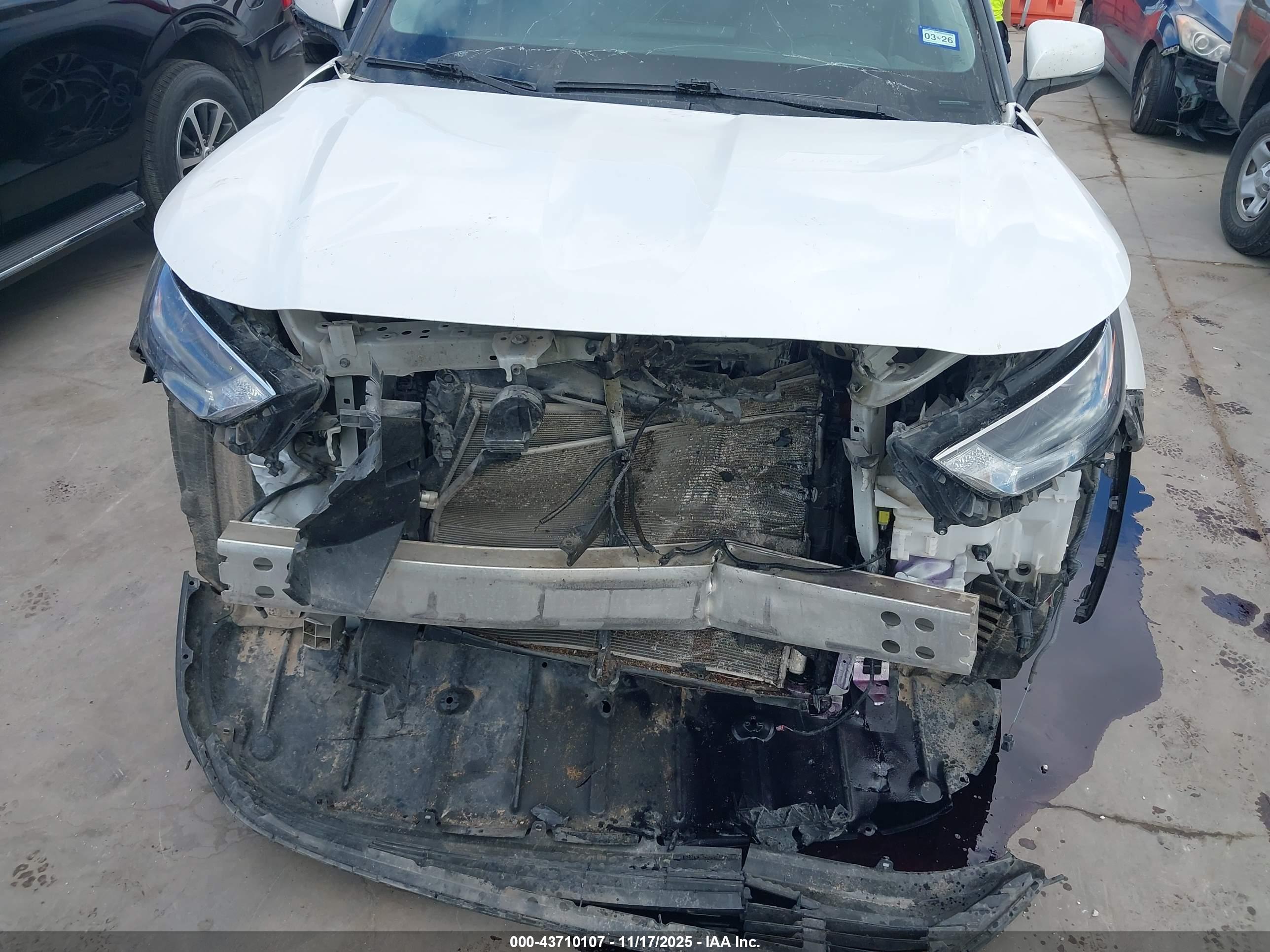 TOYOTA HIGHLANDER image 6