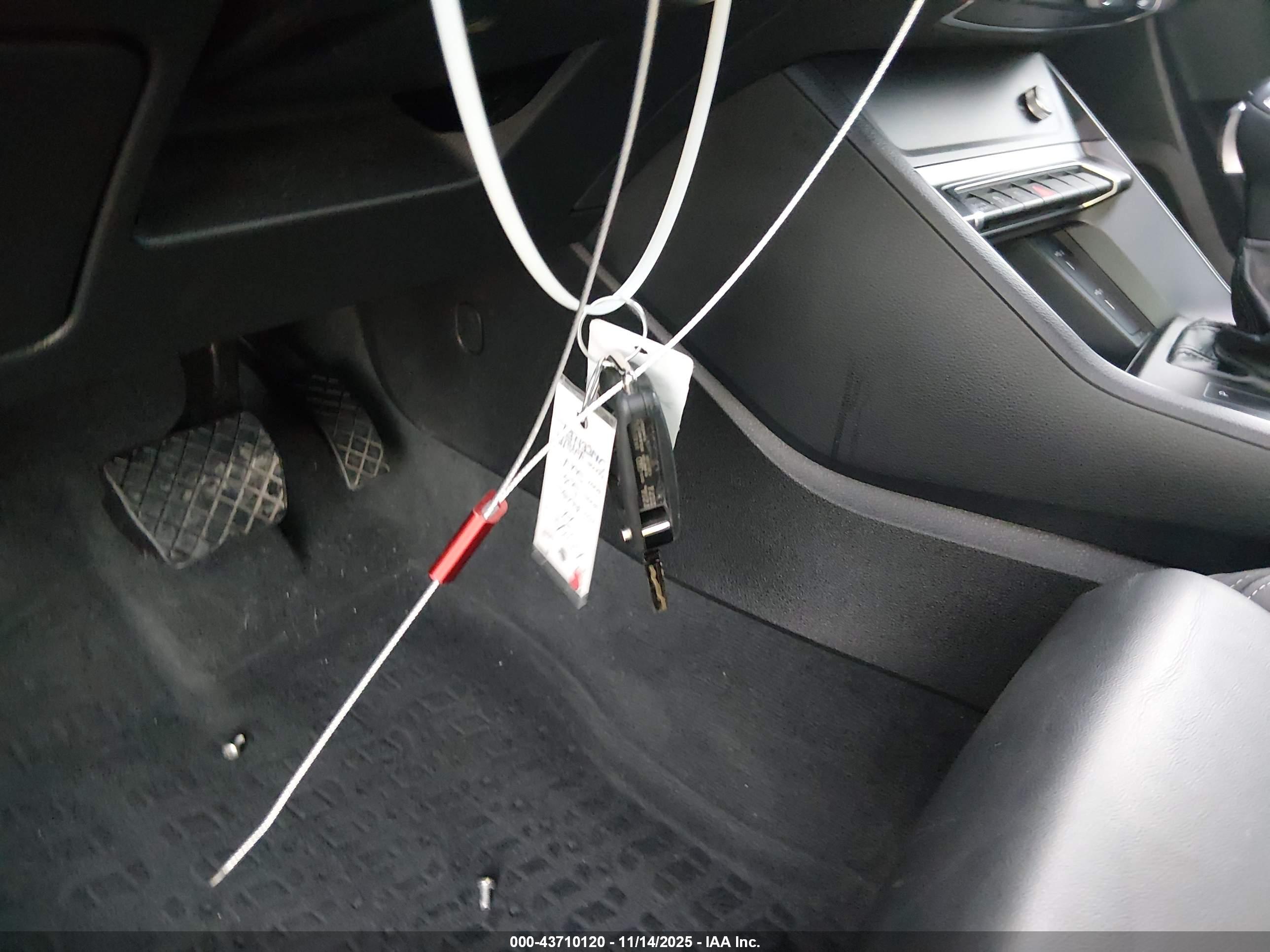 AUDI Q3 image 11