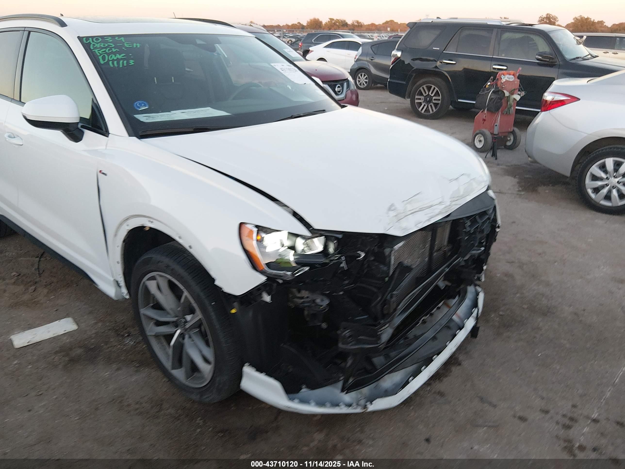 AUDI Q3 image 6