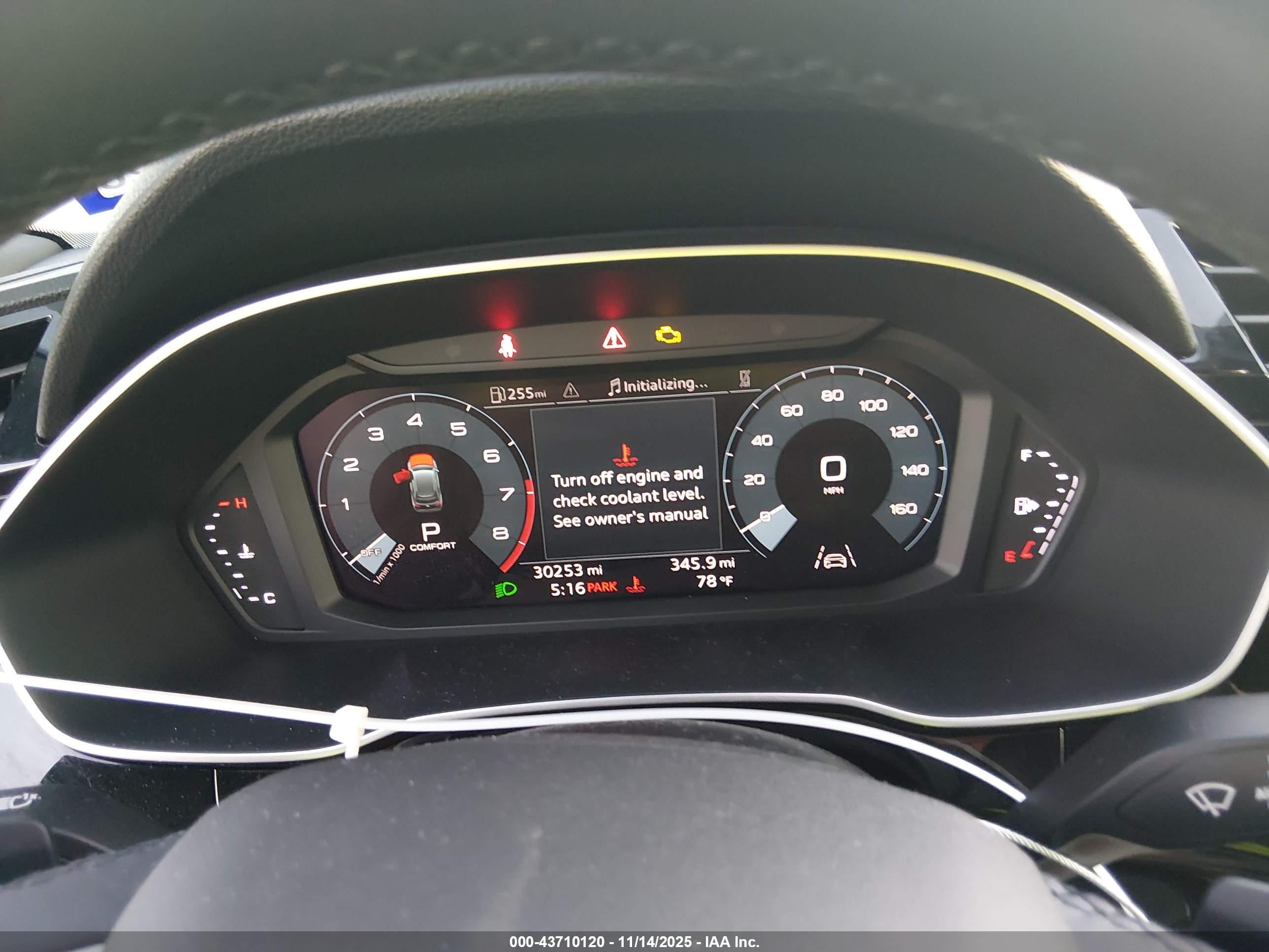 AUDI Q3 image 7