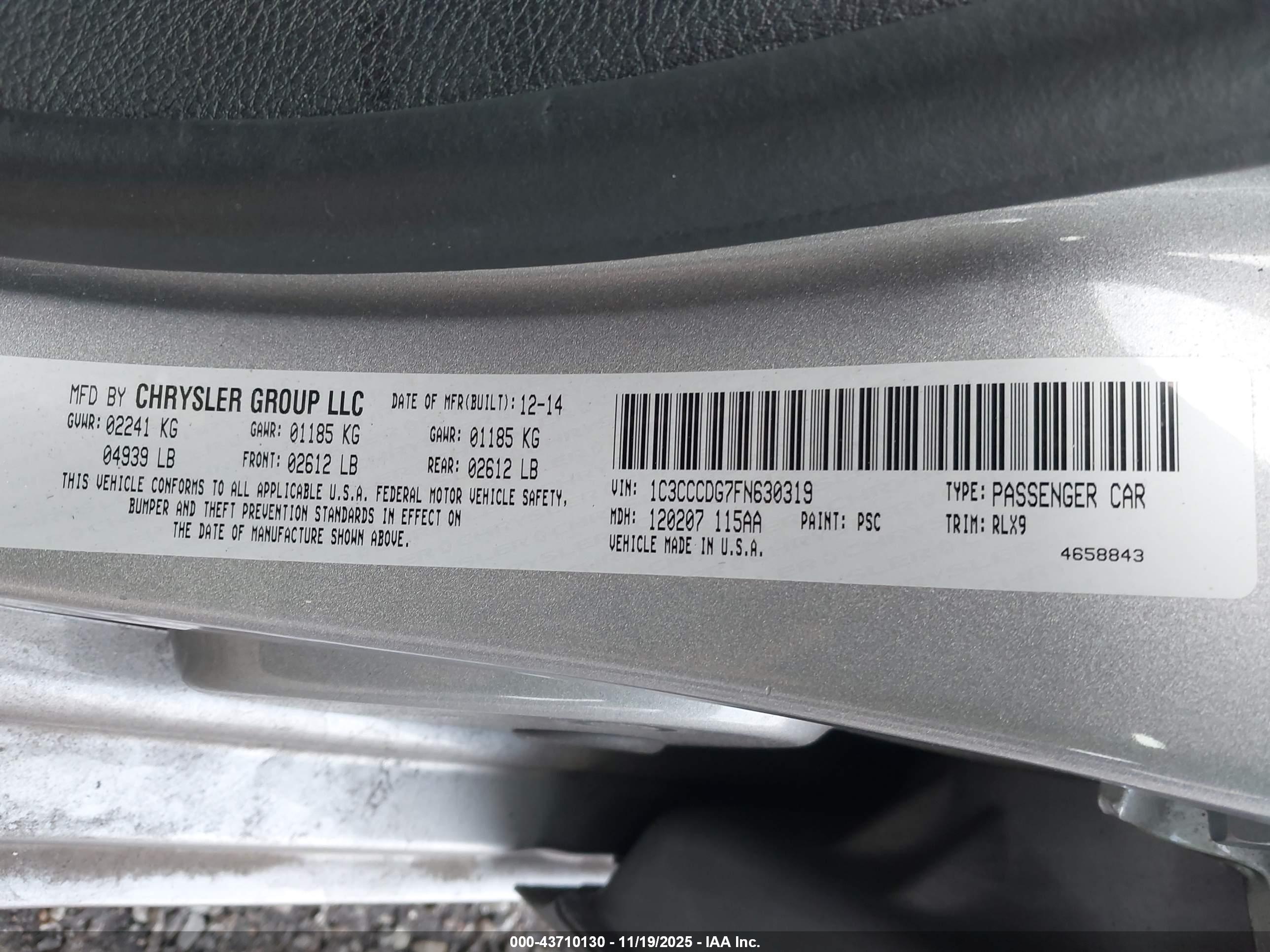 CHRYSLER 200 image 9