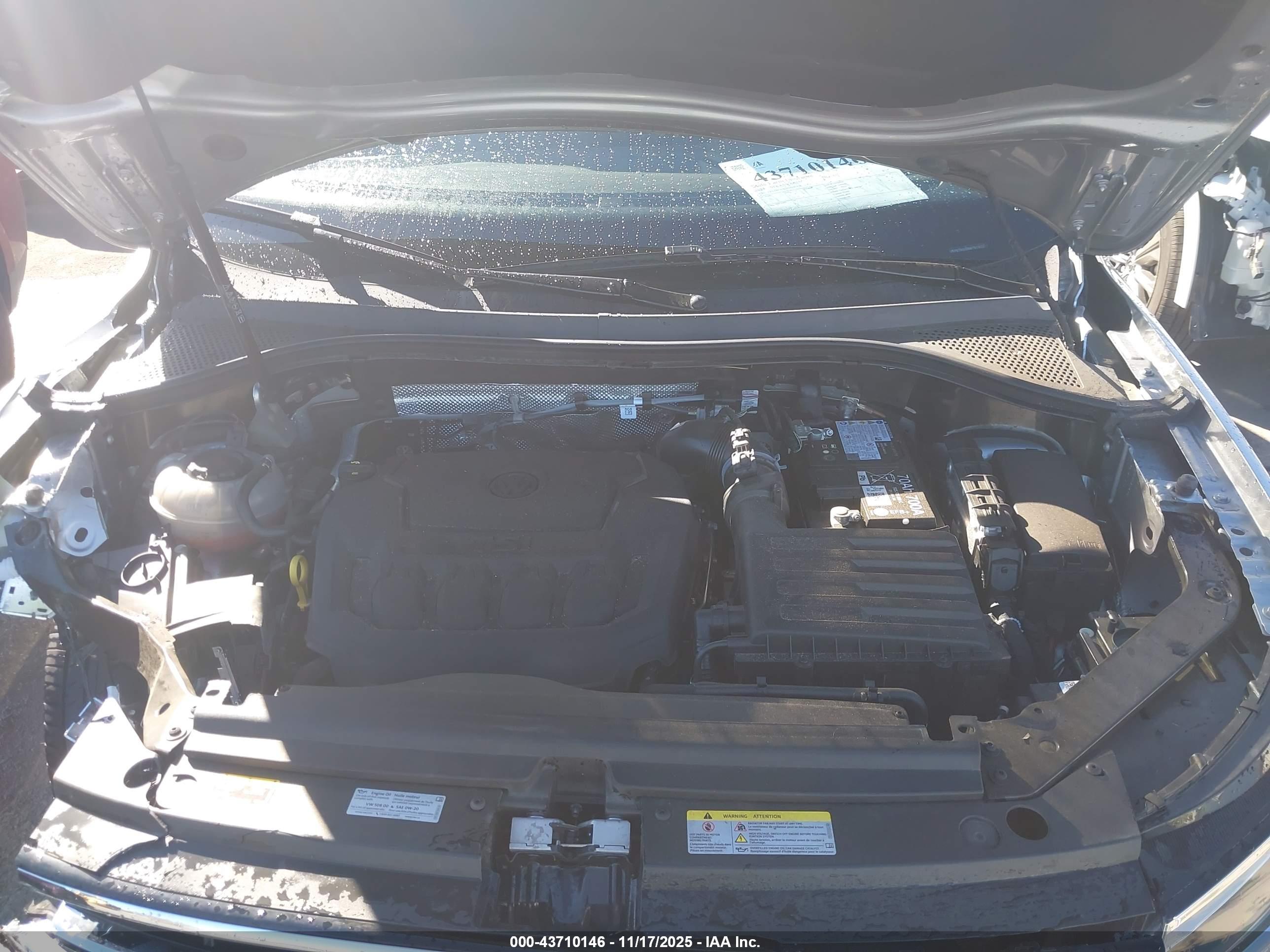 VOLKSWAGEN TIGUAN image 10