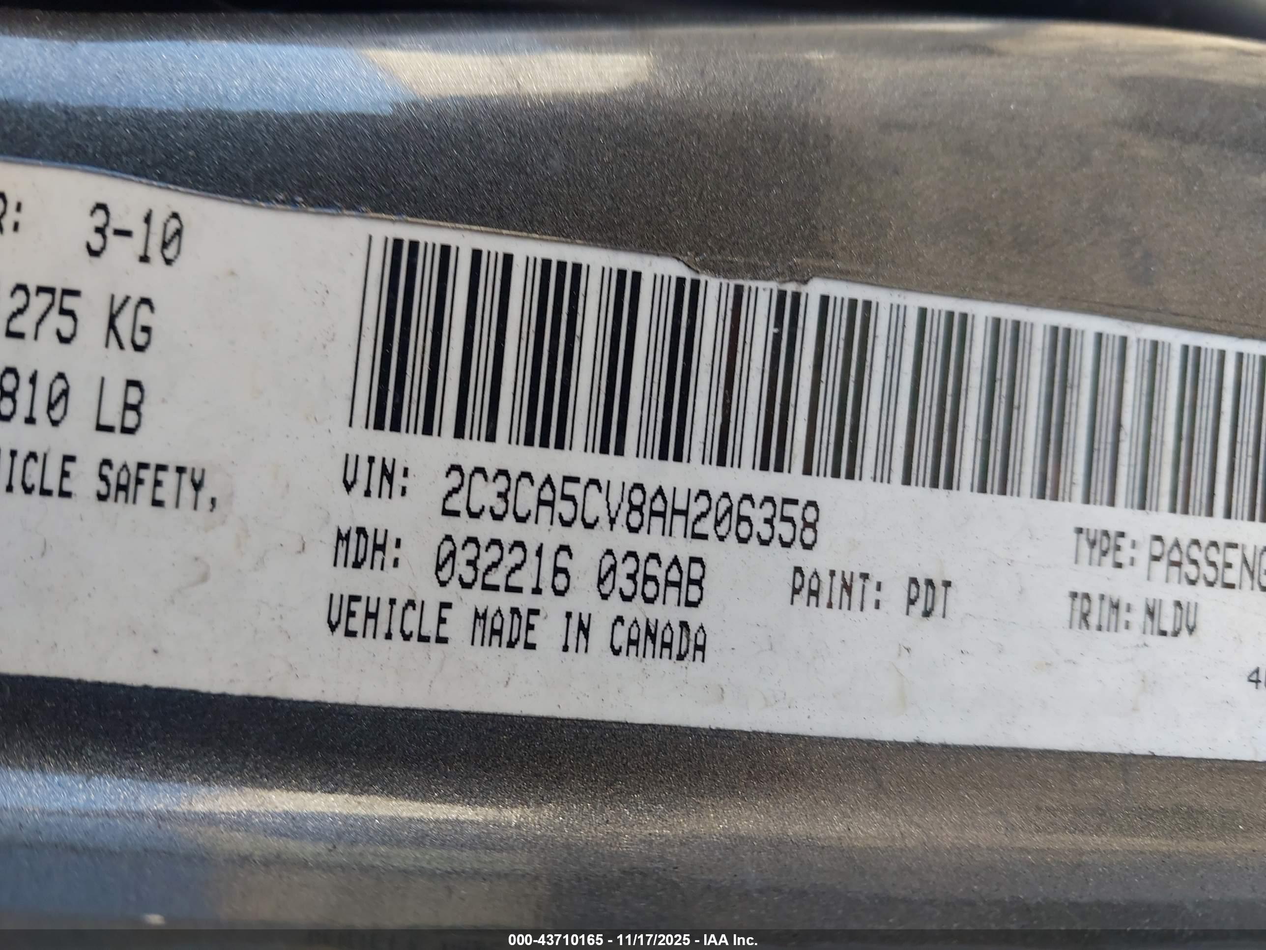 CHRYSLER 300 image 9