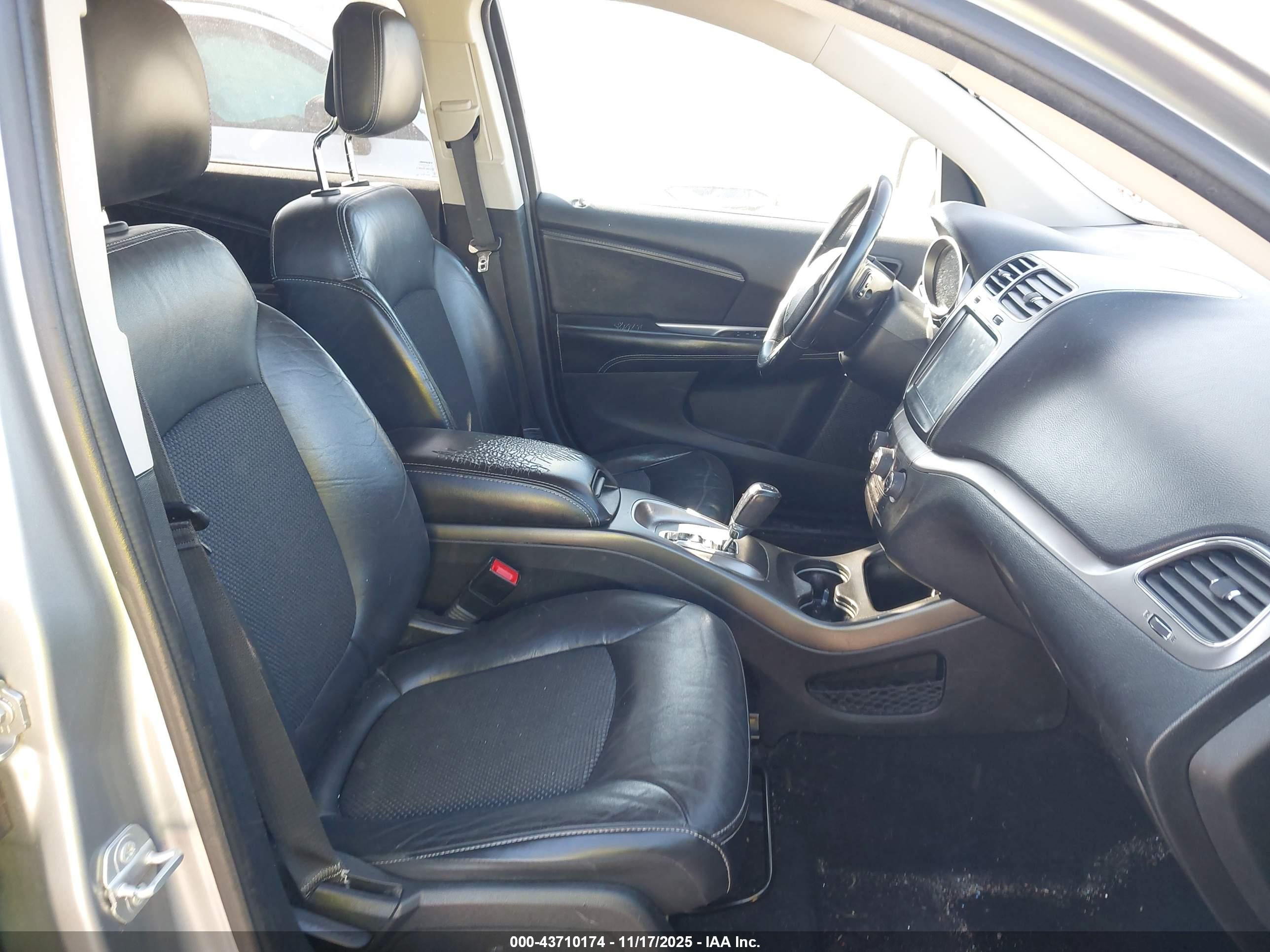 DODGE JOURNEY image 5