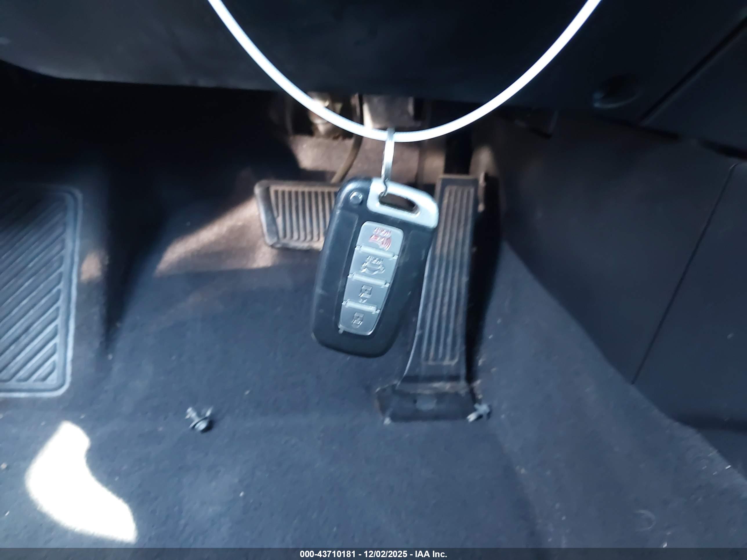 HYUNDAI SONATA image 11