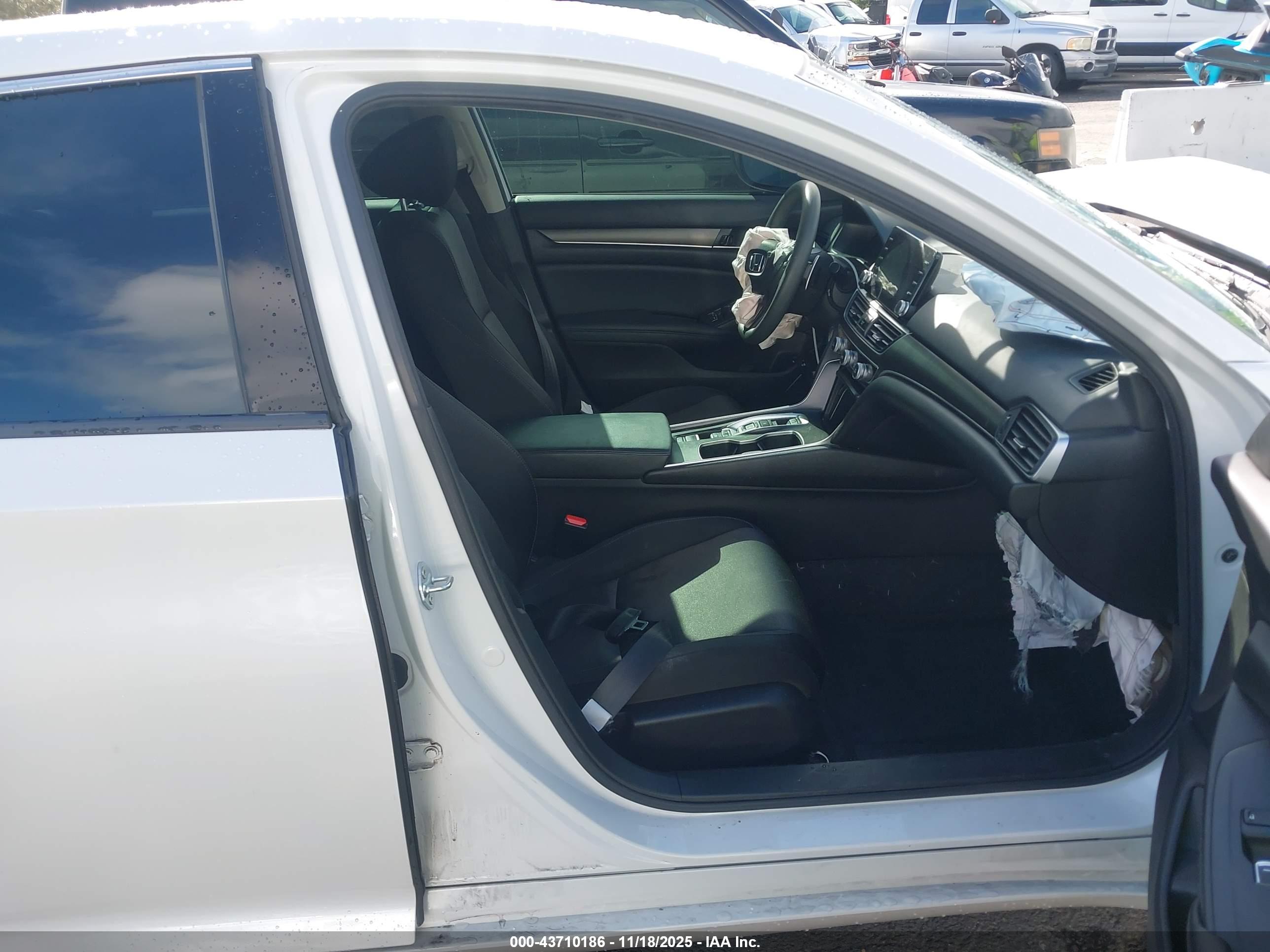 HONDA ACCORD image 5