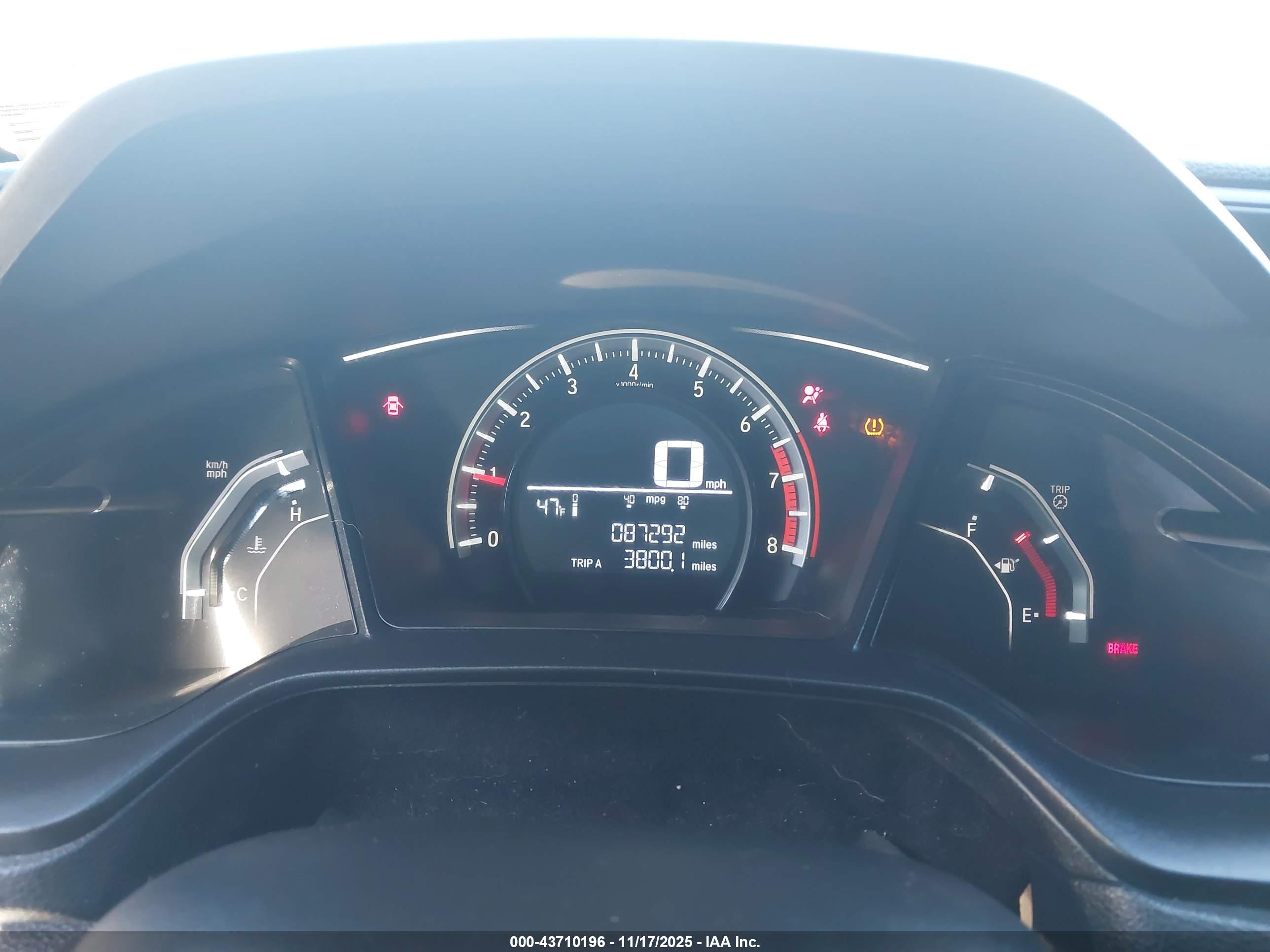 HONDA CIVIC image 7