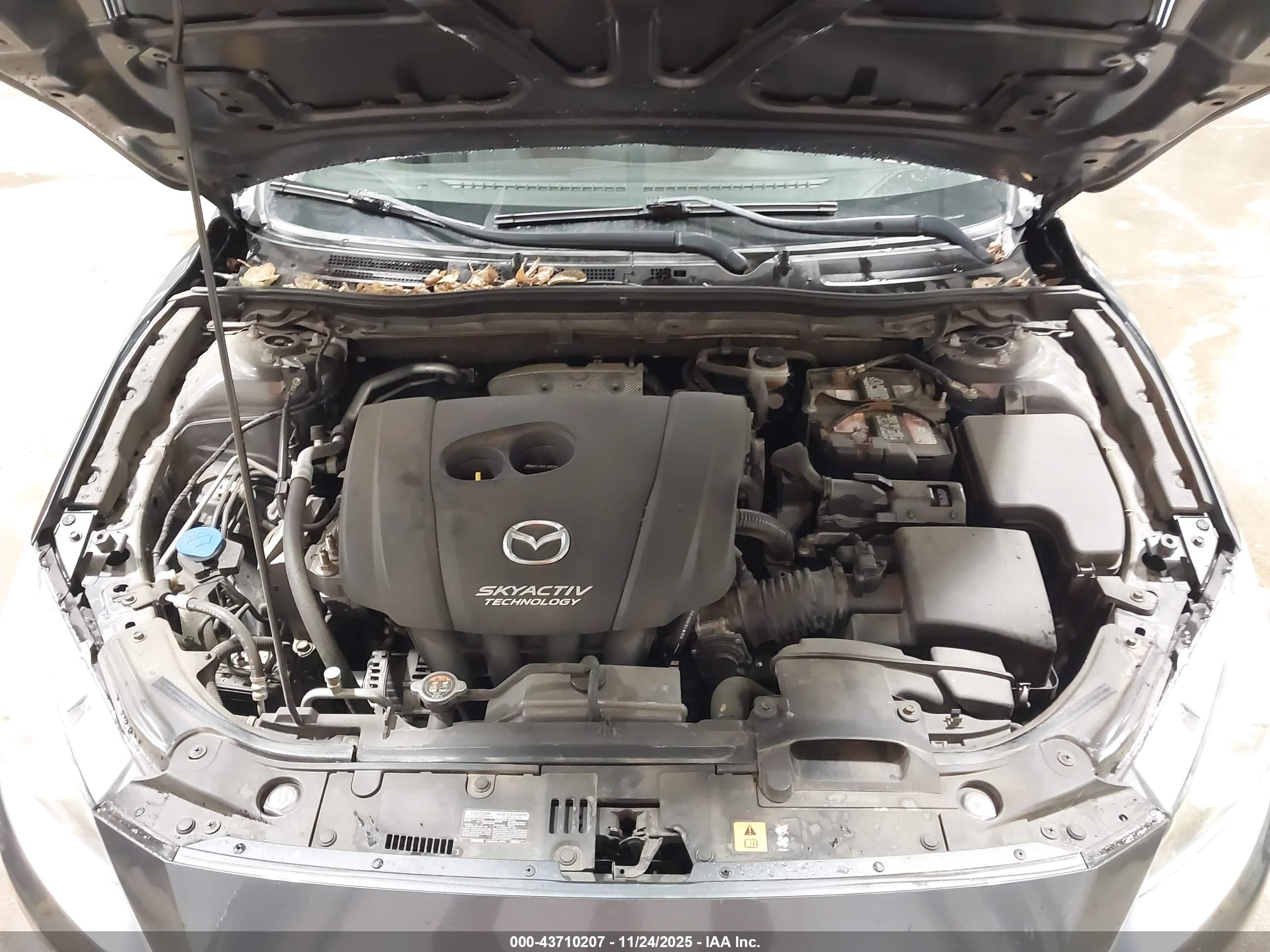 MAZDA MAZDA3 image 10