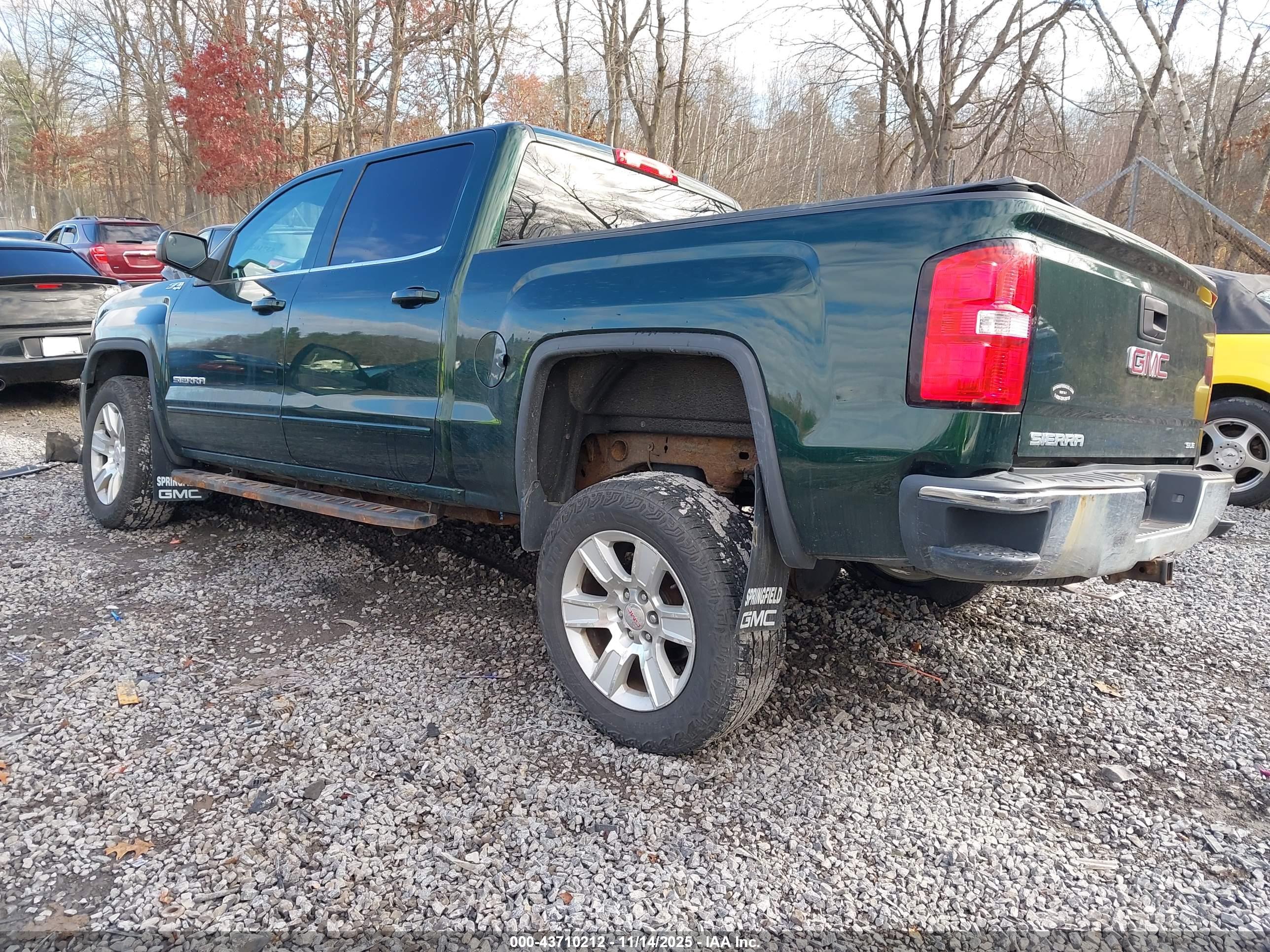 GMC SIERRA image 3