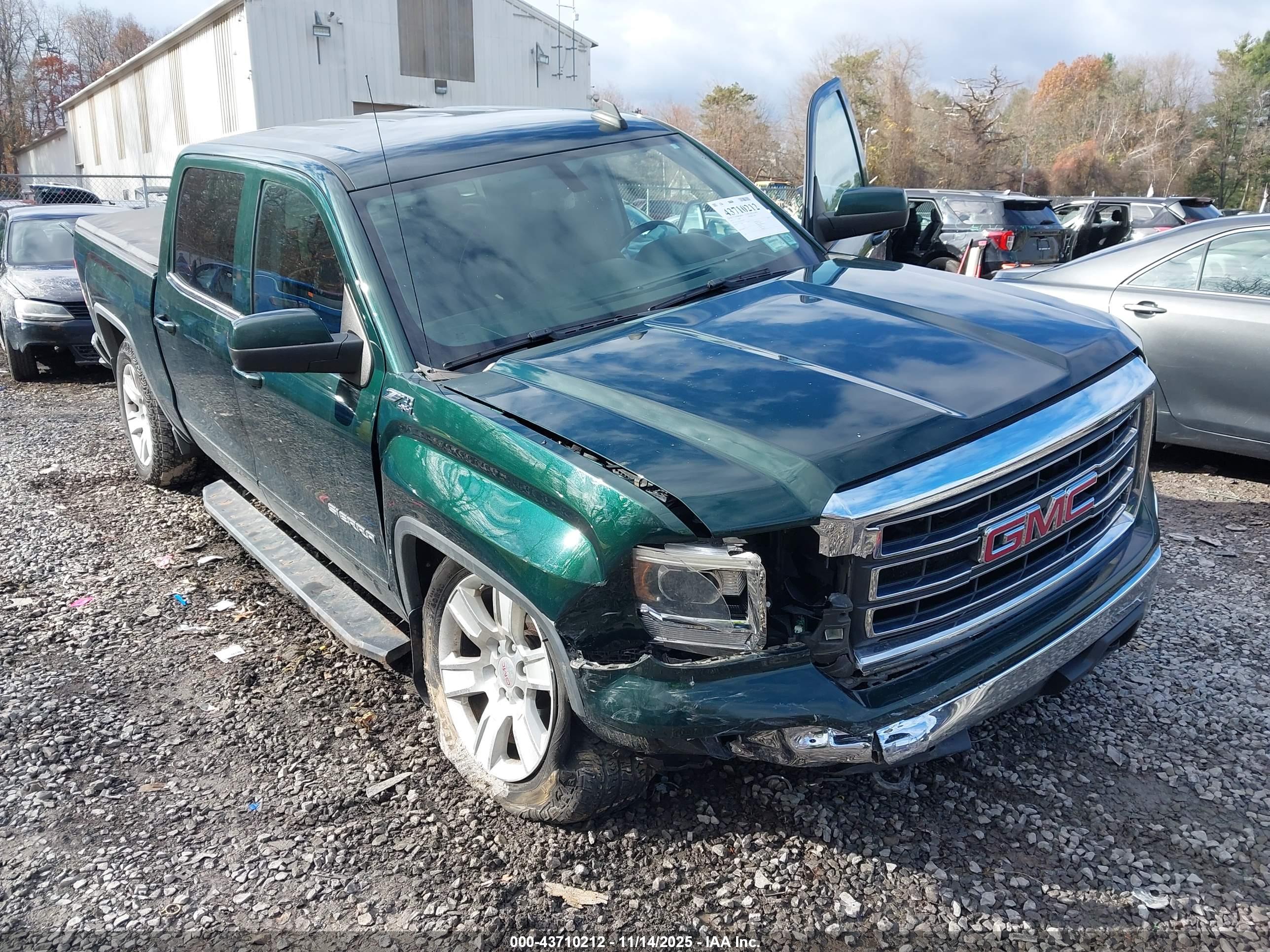 GMC SIERRA image 6