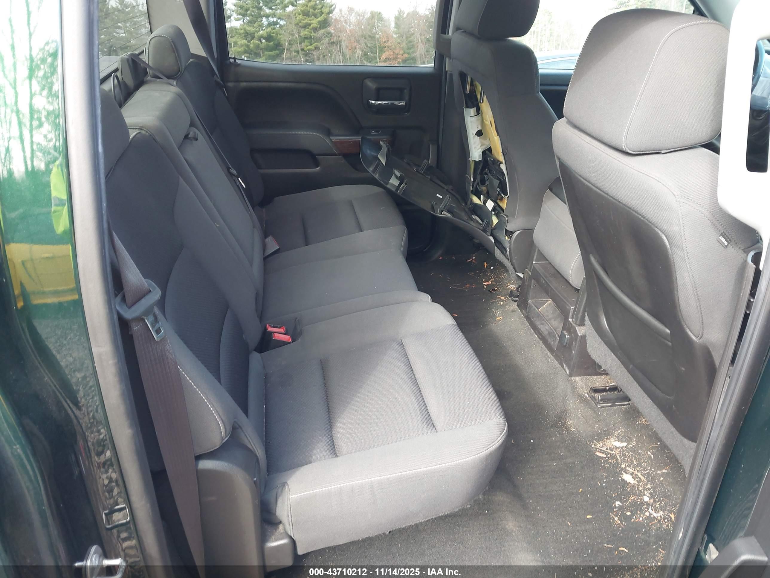 GMC SIERRA image 8