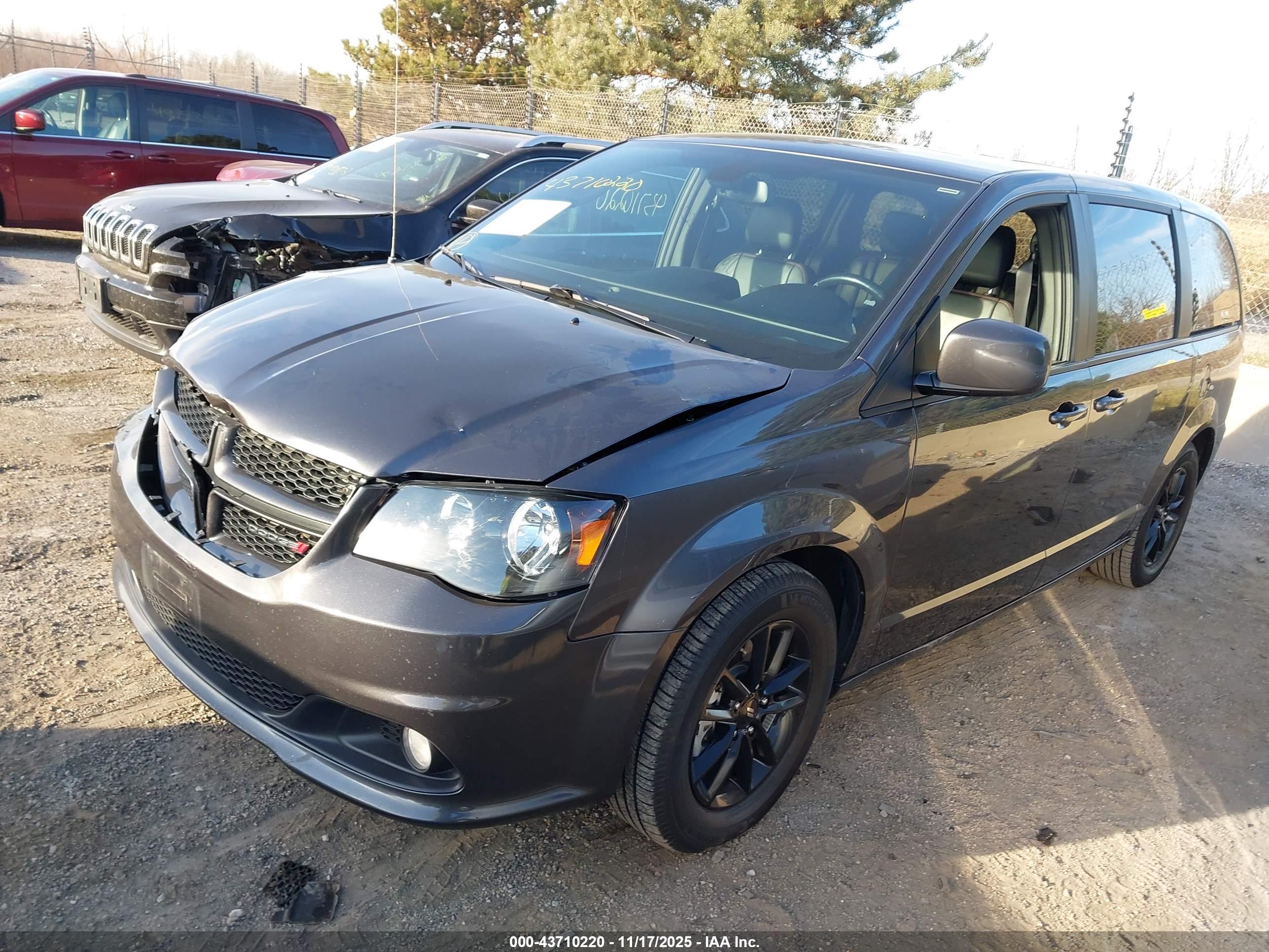 DODGE GRAND image 2