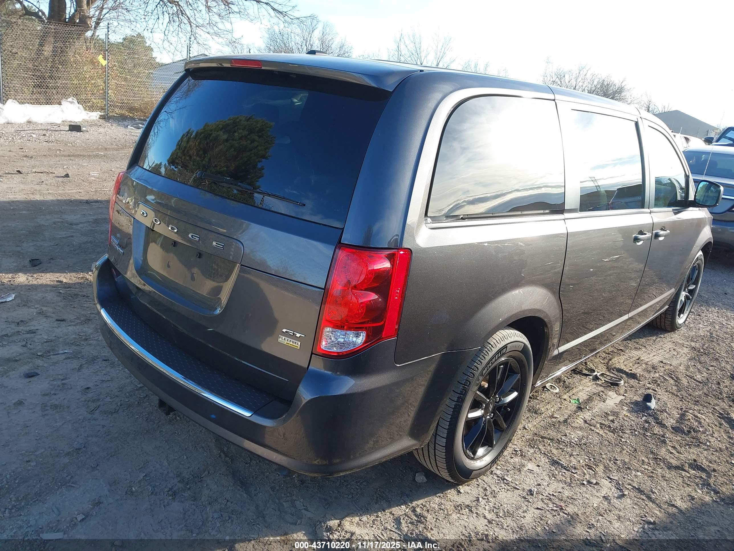 DODGE GRAND image 4
