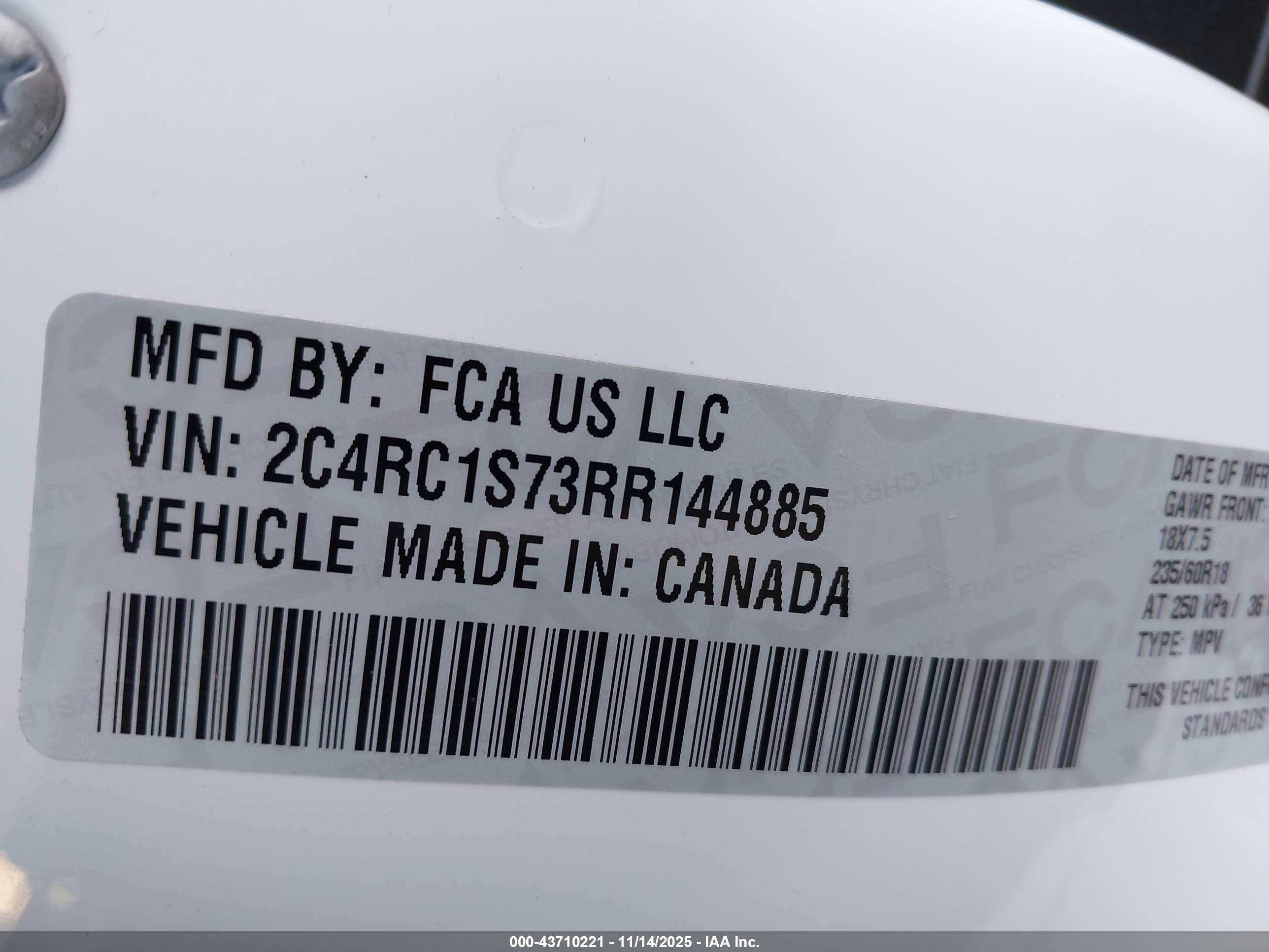 CHRYSLER PACIFICA image 9