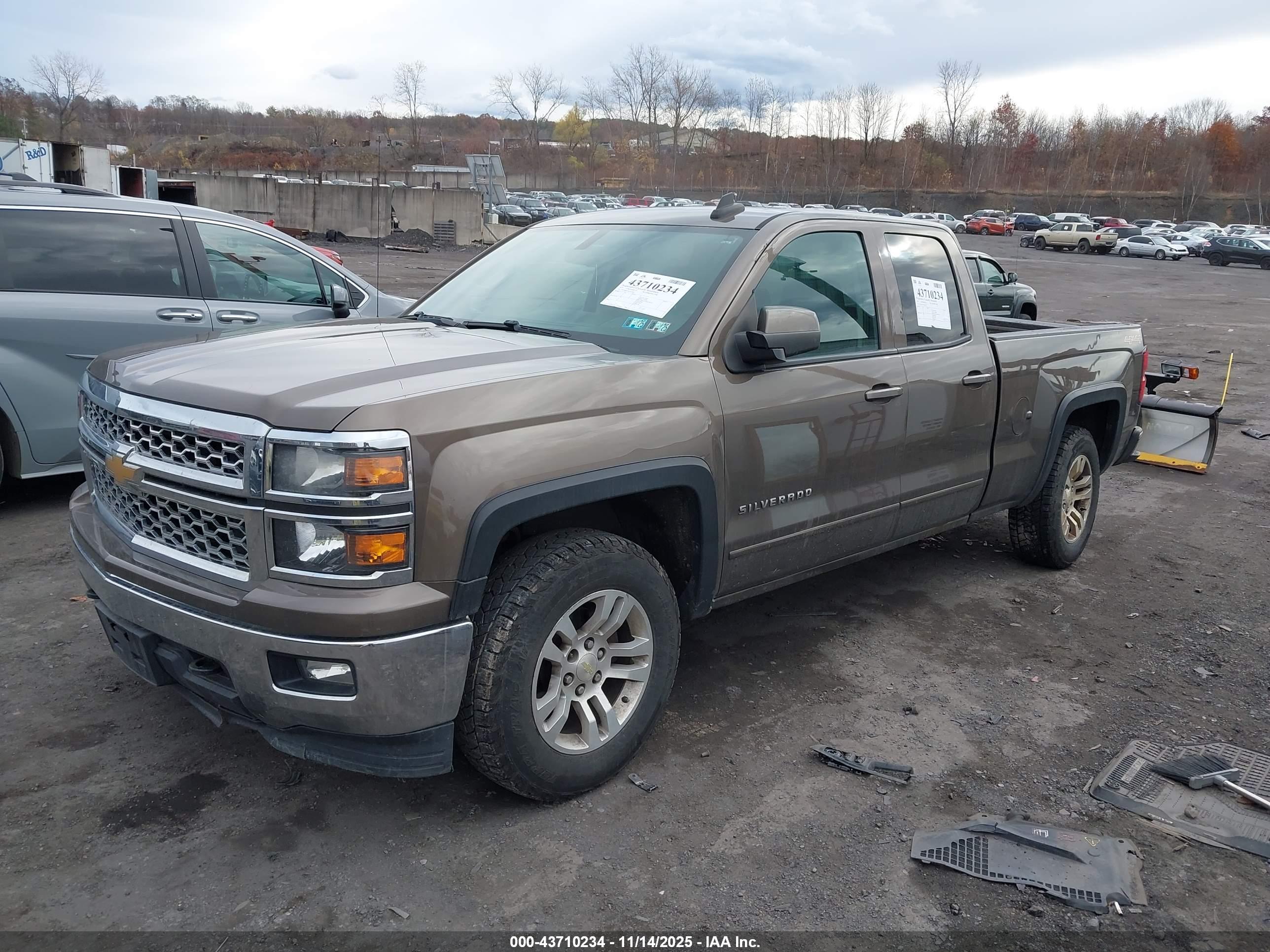 CHEVROLET SILVERADO image 2