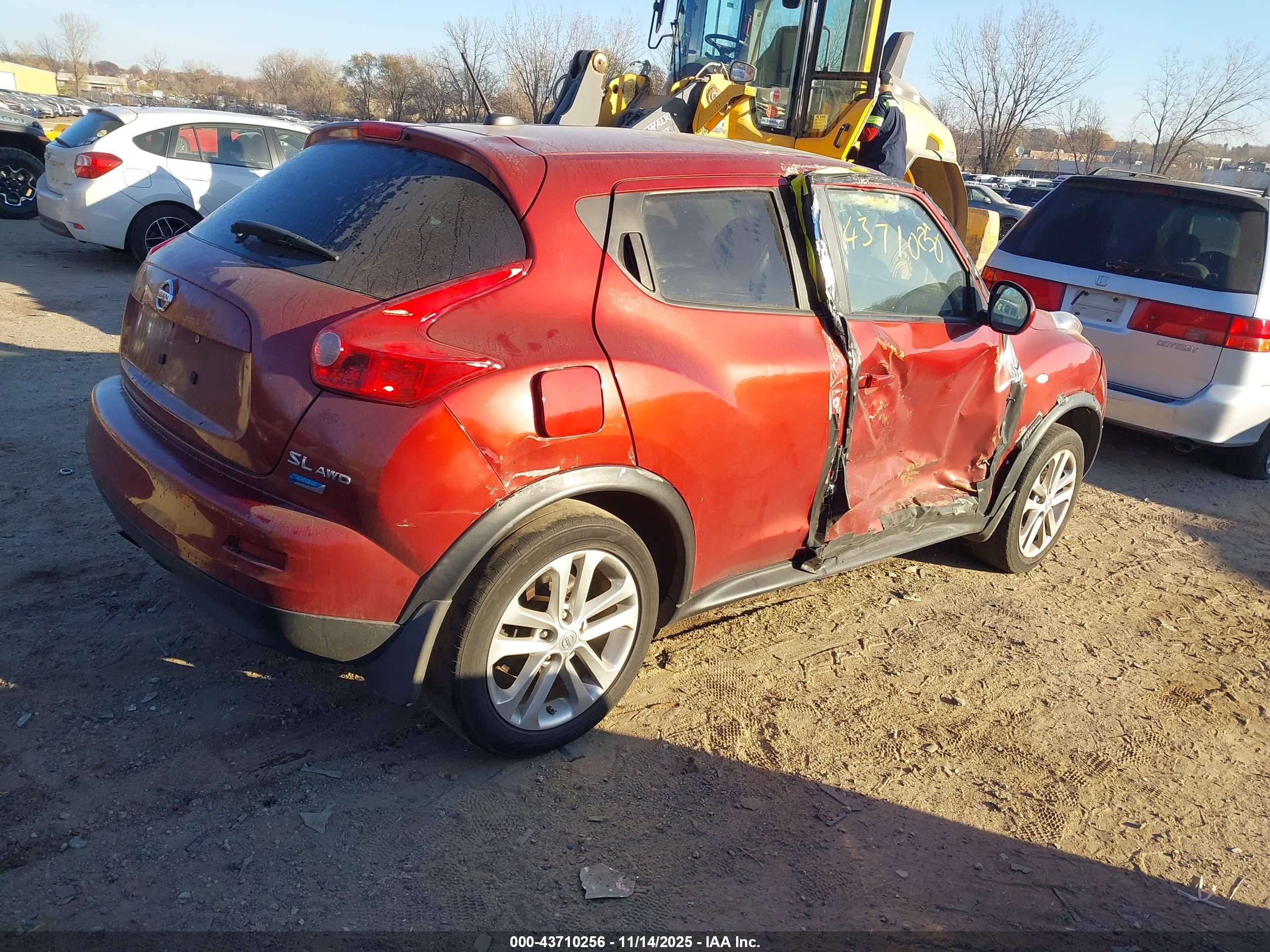 NISSAN JUKE image 4