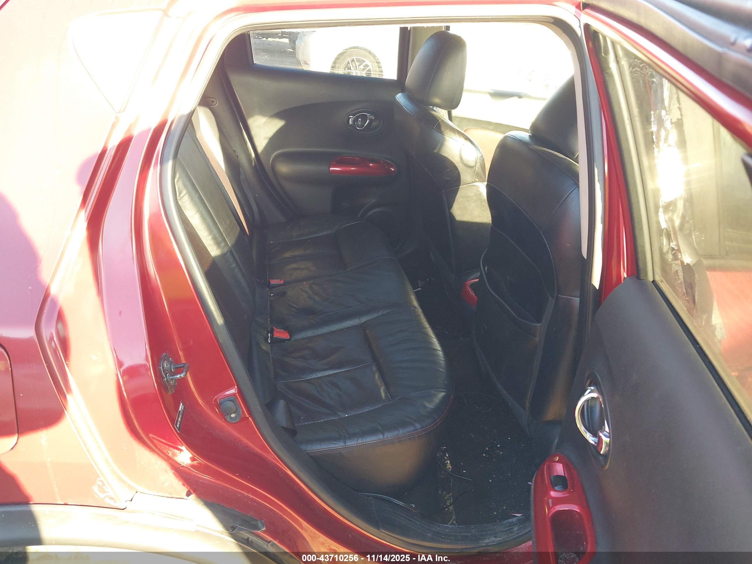 NISSAN JUKE image 8