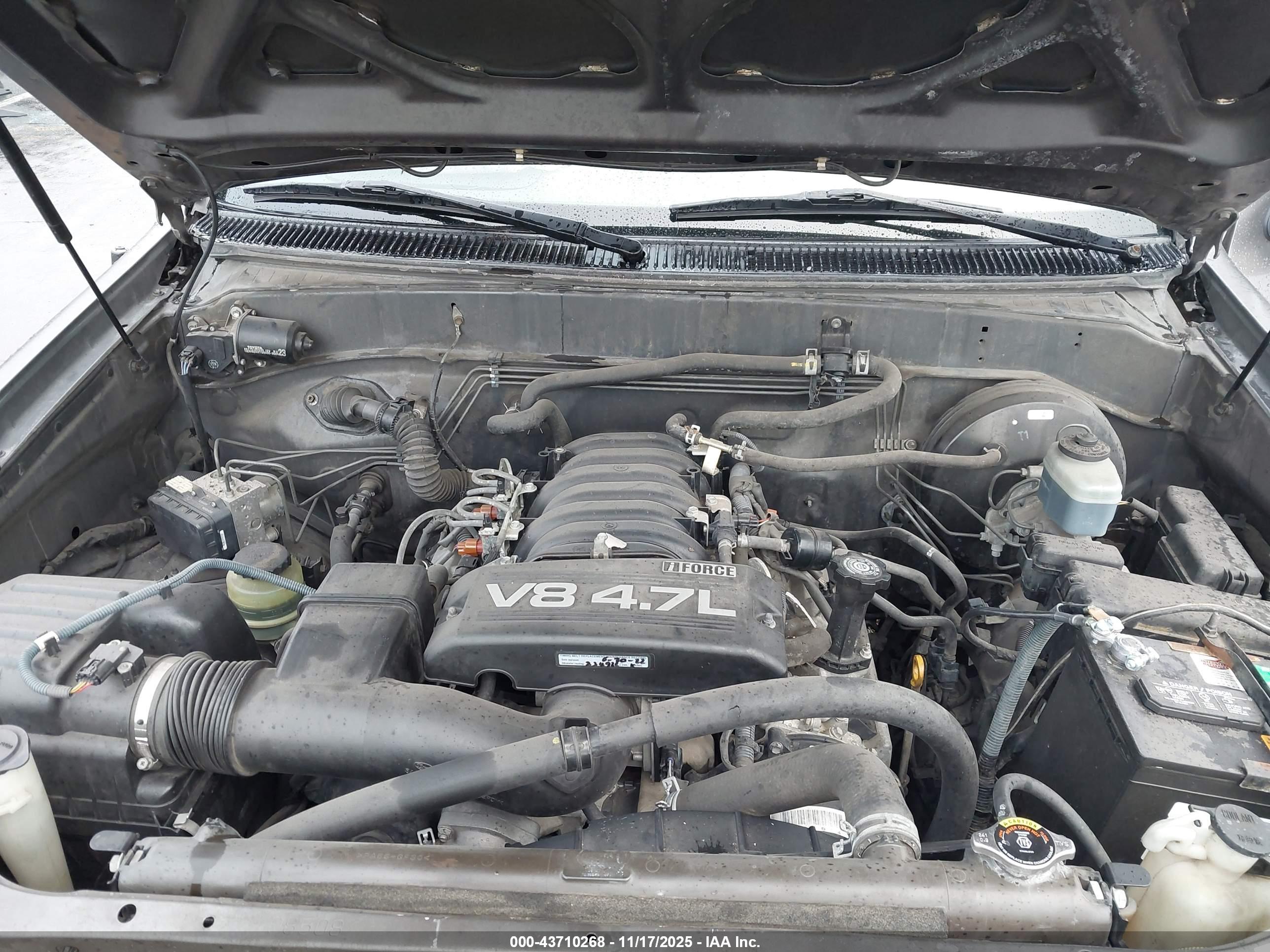 TOYOTA TUNDRA image 10