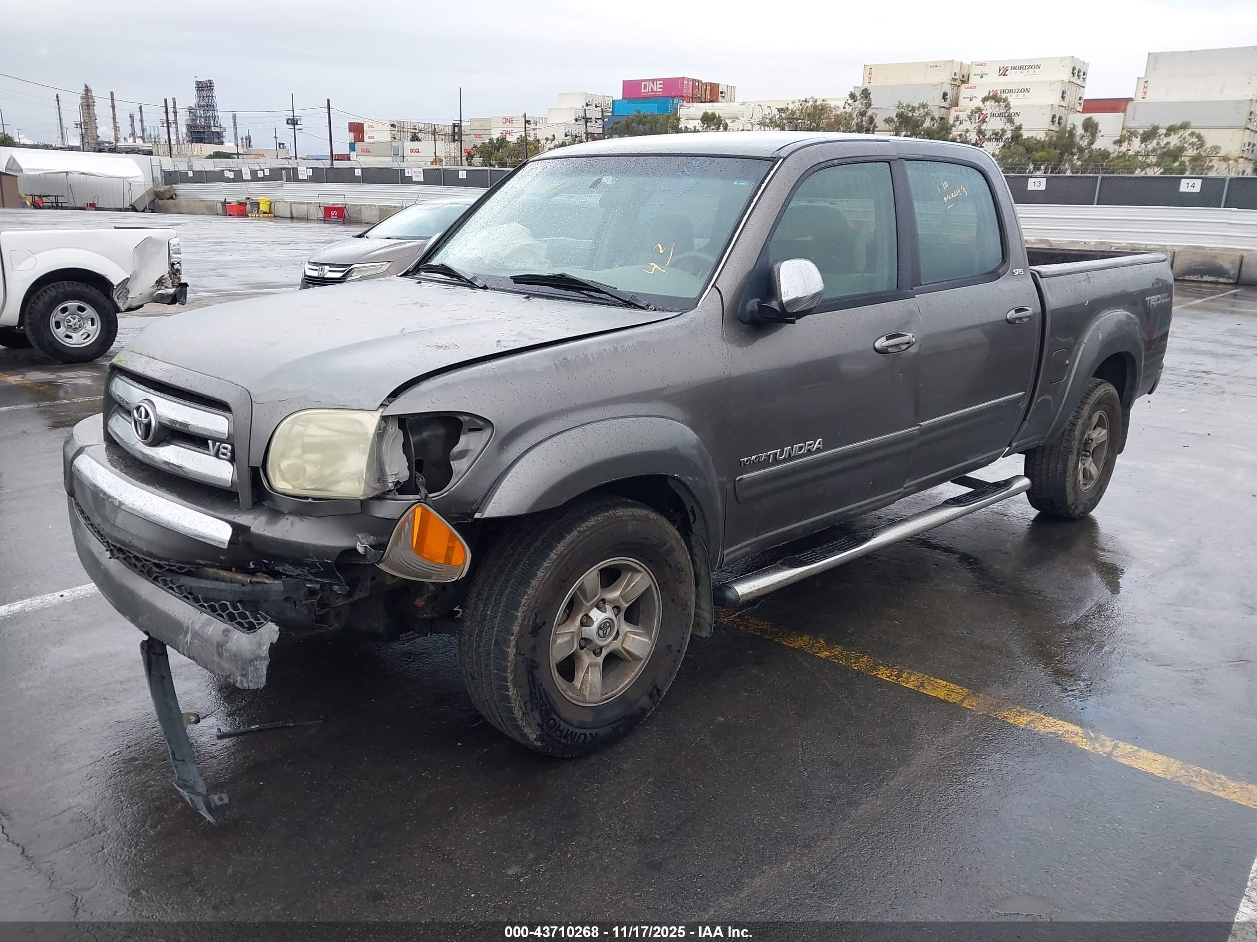 TOYOTA TUNDRA image 2
