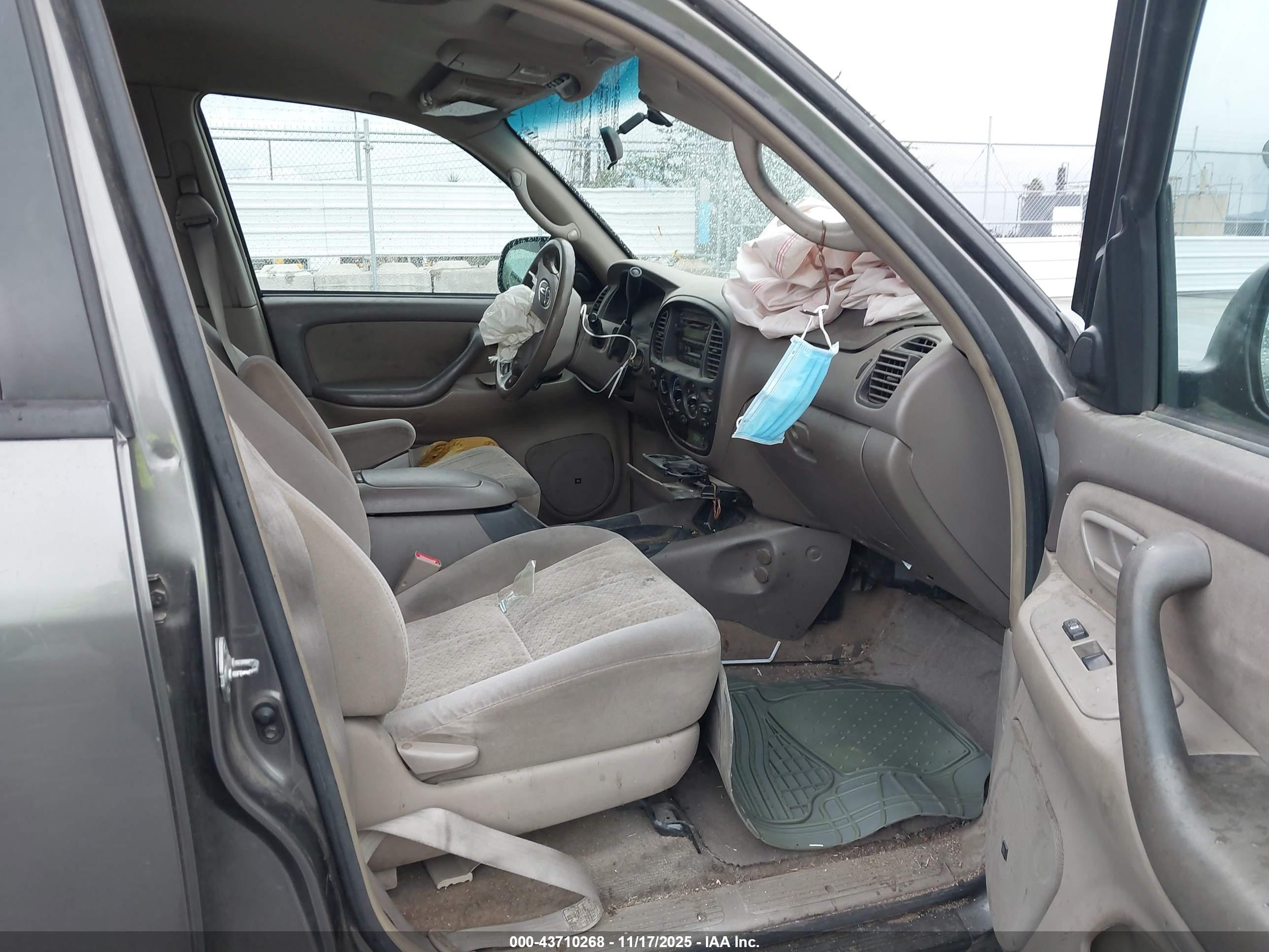 TOYOTA TUNDRA image 5