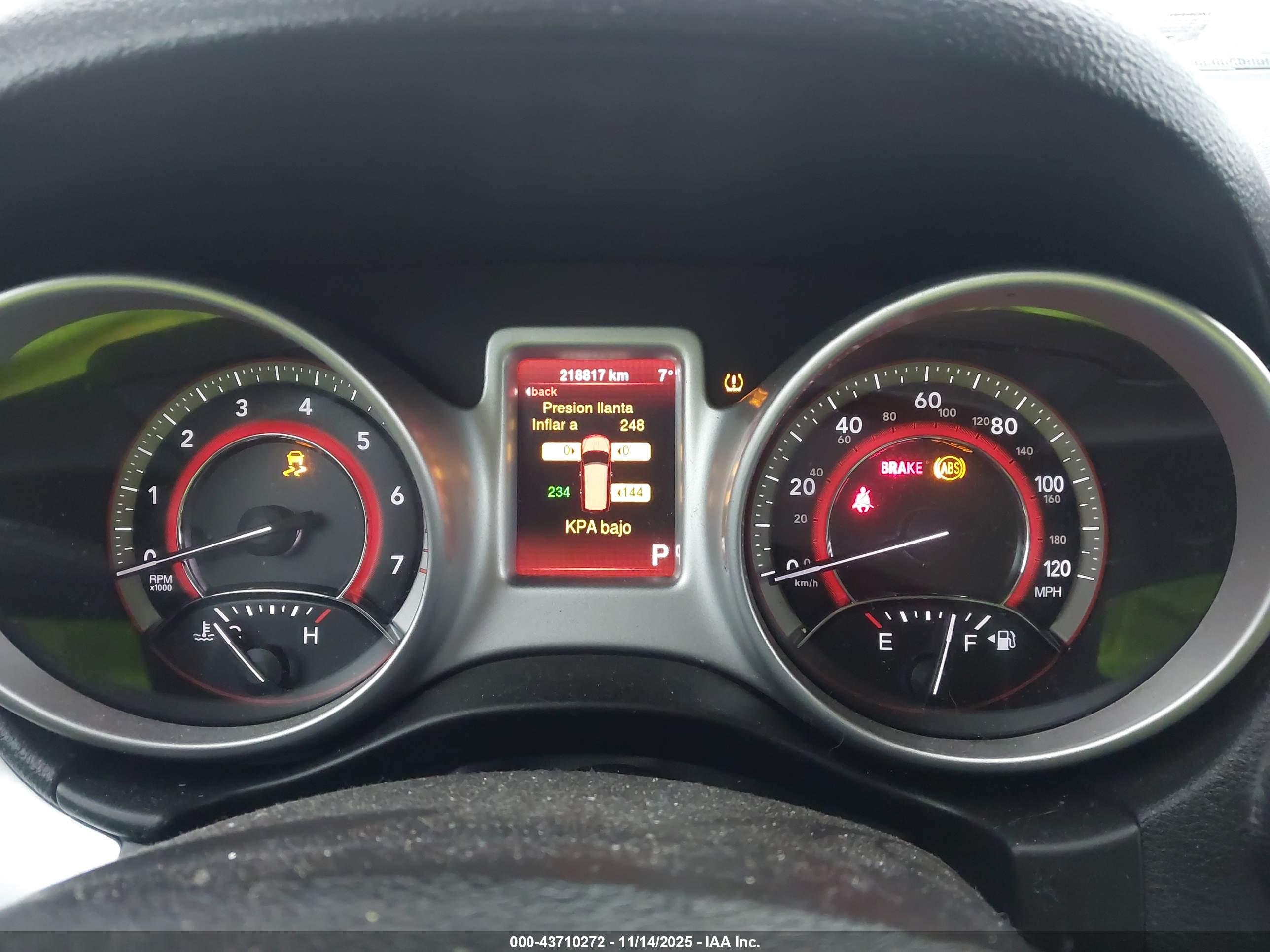 DODGE JOURNEY image 7