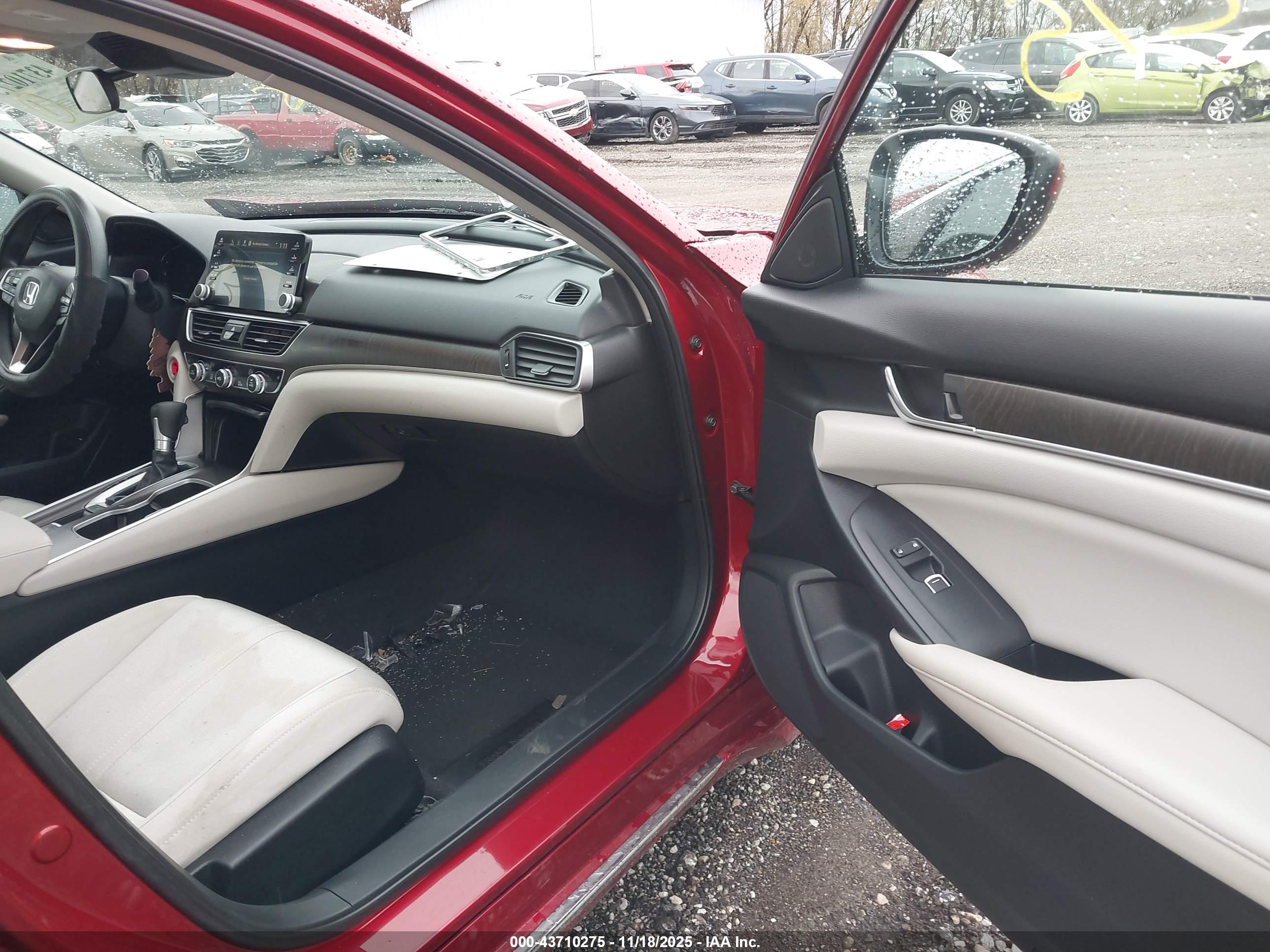 HONDA ACCORD image 5