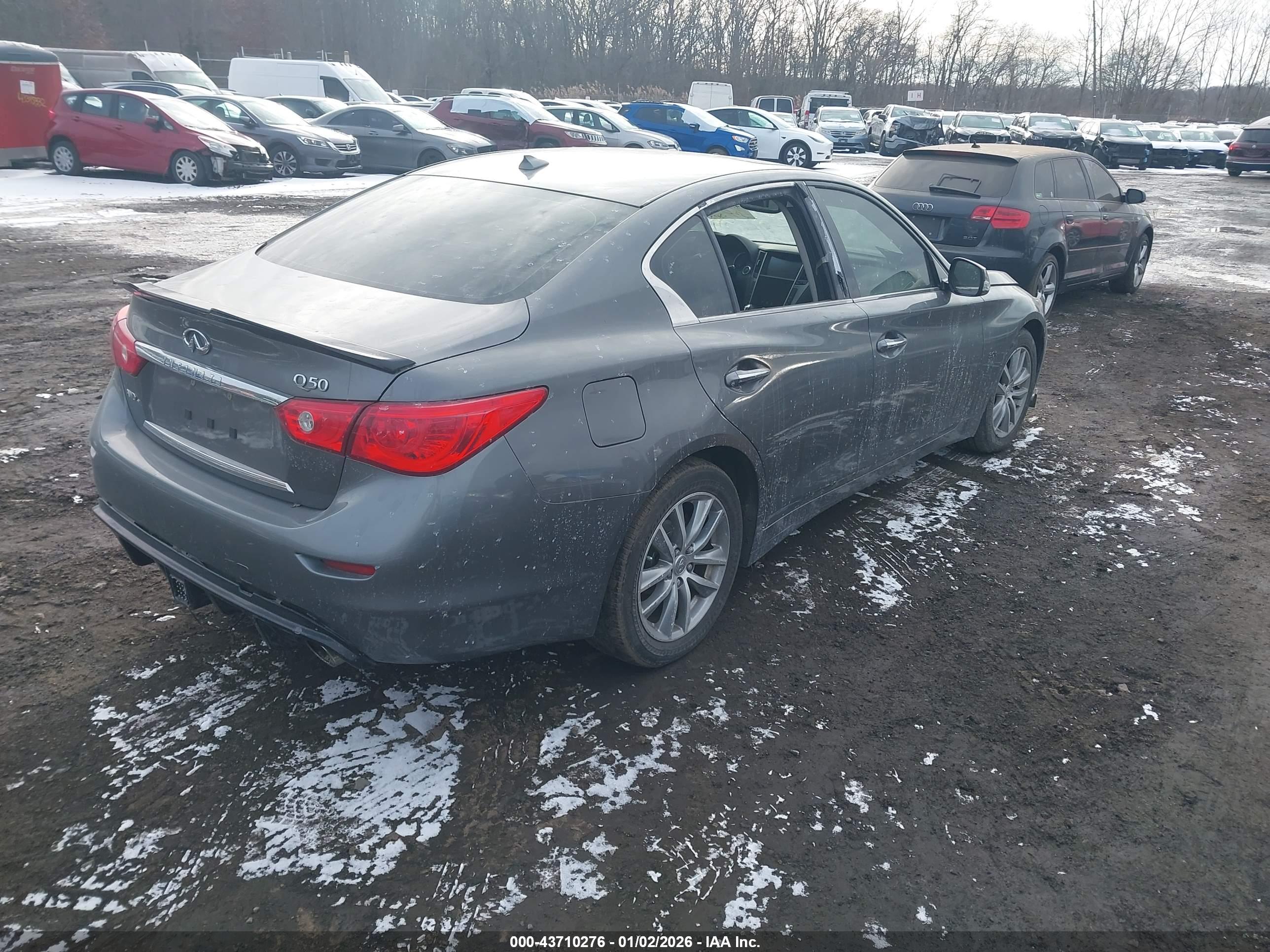 INFINITI Q50 image 4
