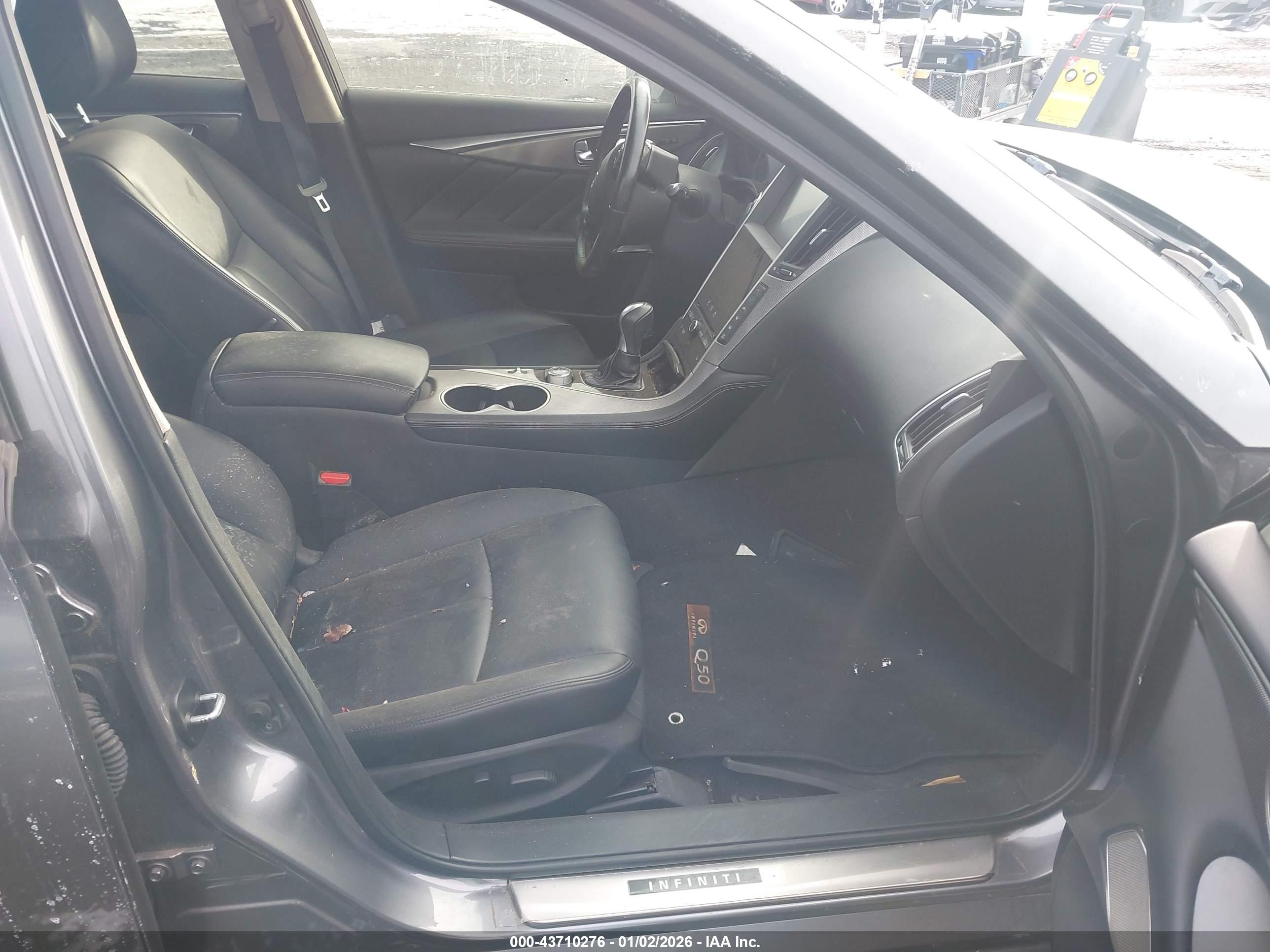 INFINITI Q50 image 5