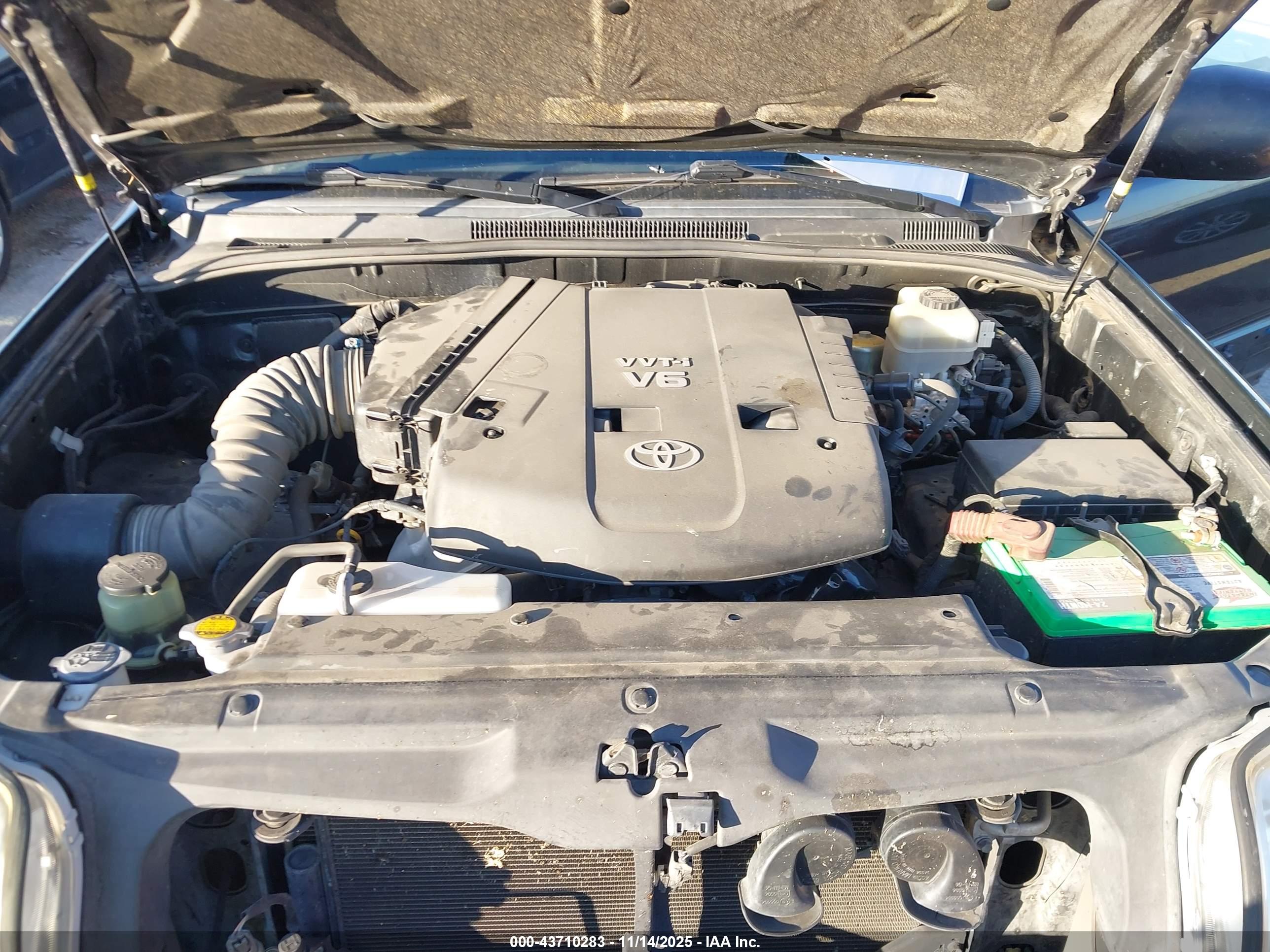 TOYOTA 4RUNNER image 10