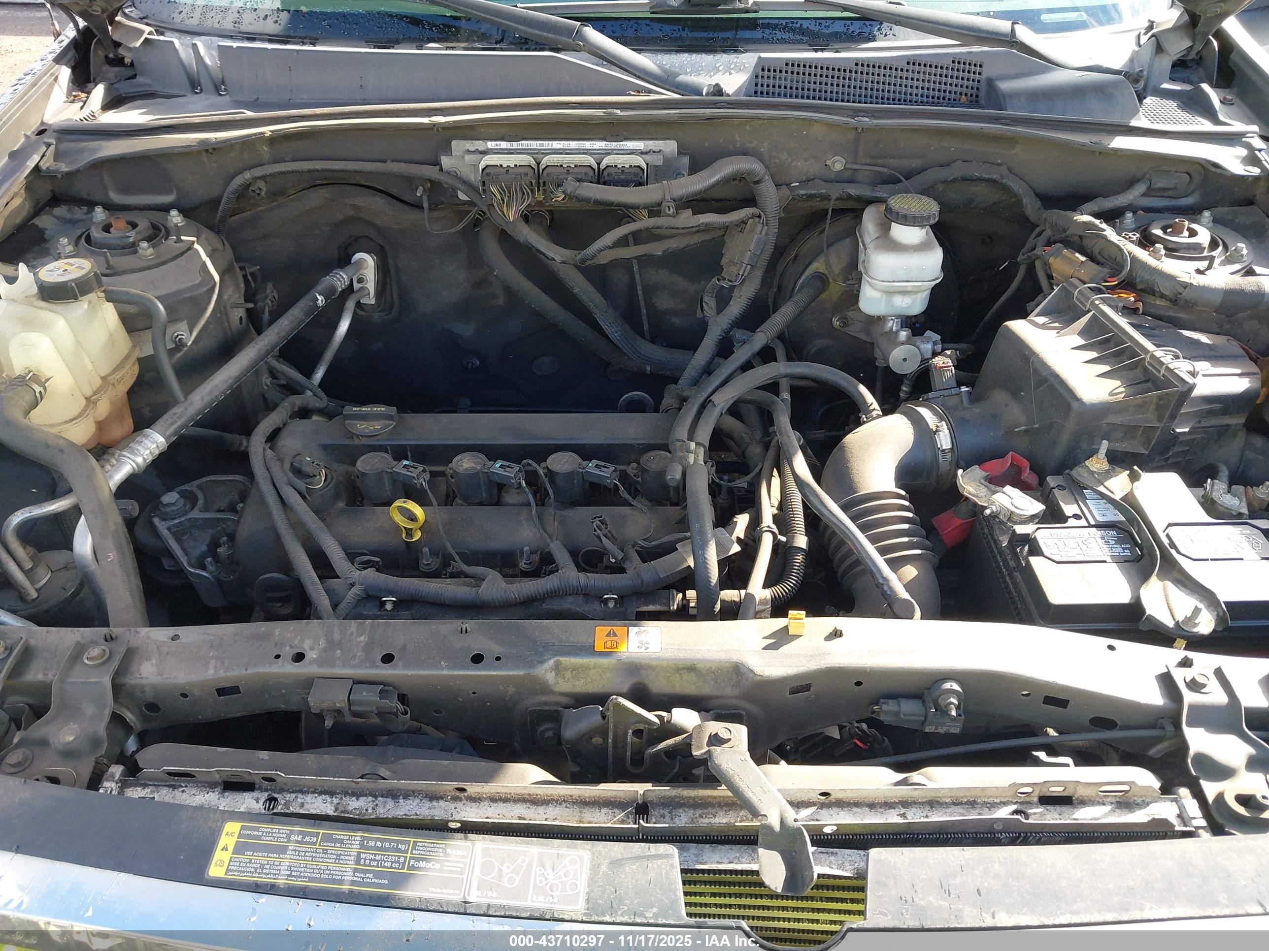 FORD ESCAPE image 10