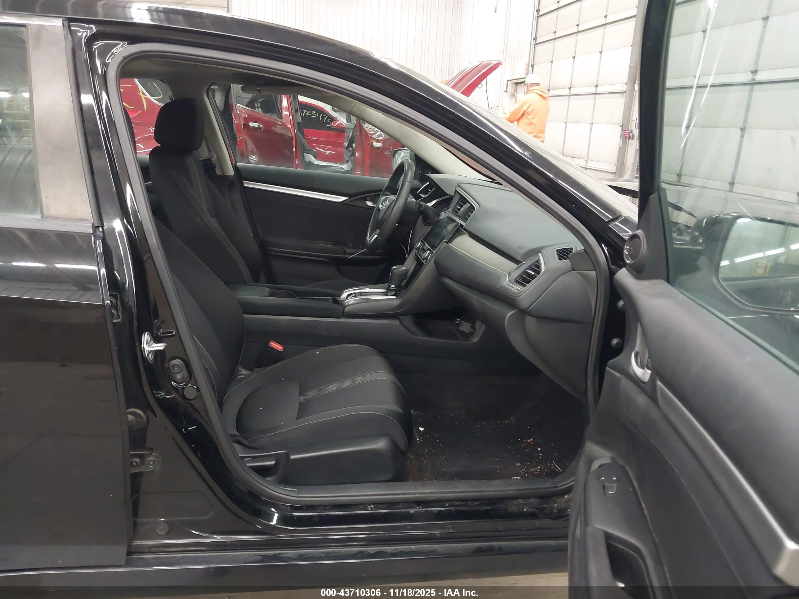 HONDA CIVIC image 5