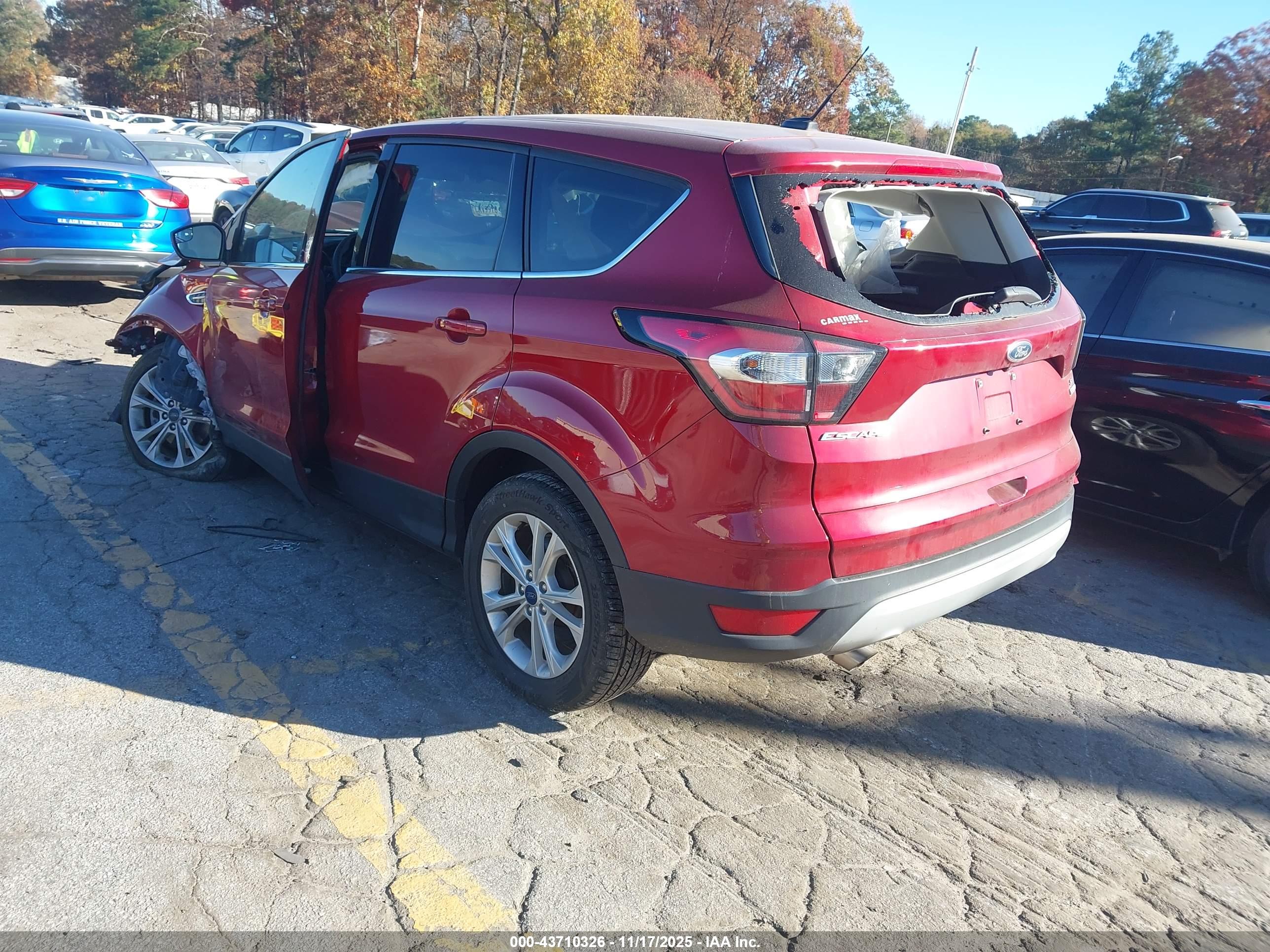 FORD ESCAPE image 3