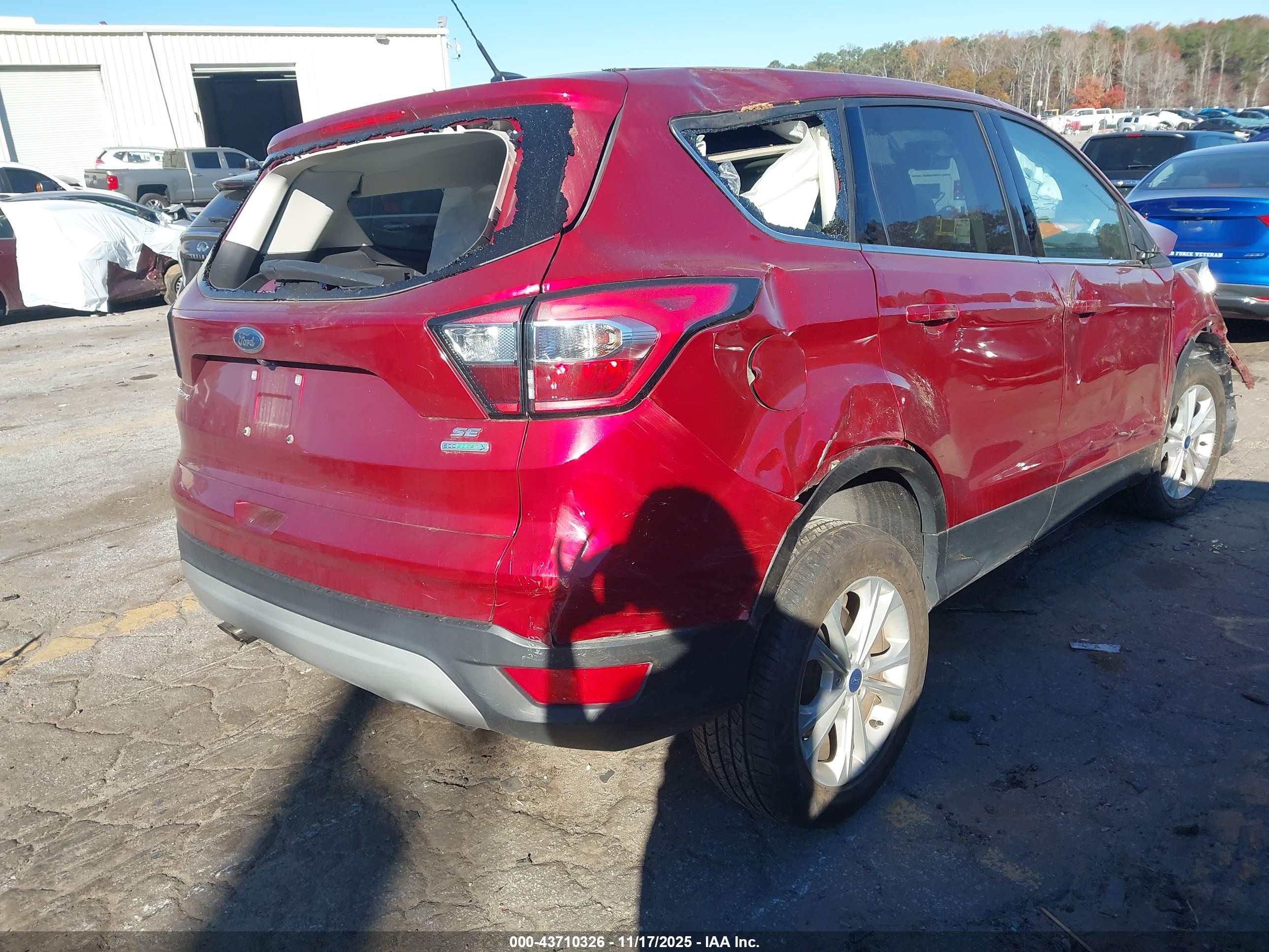 FORD ESCAPE image 4