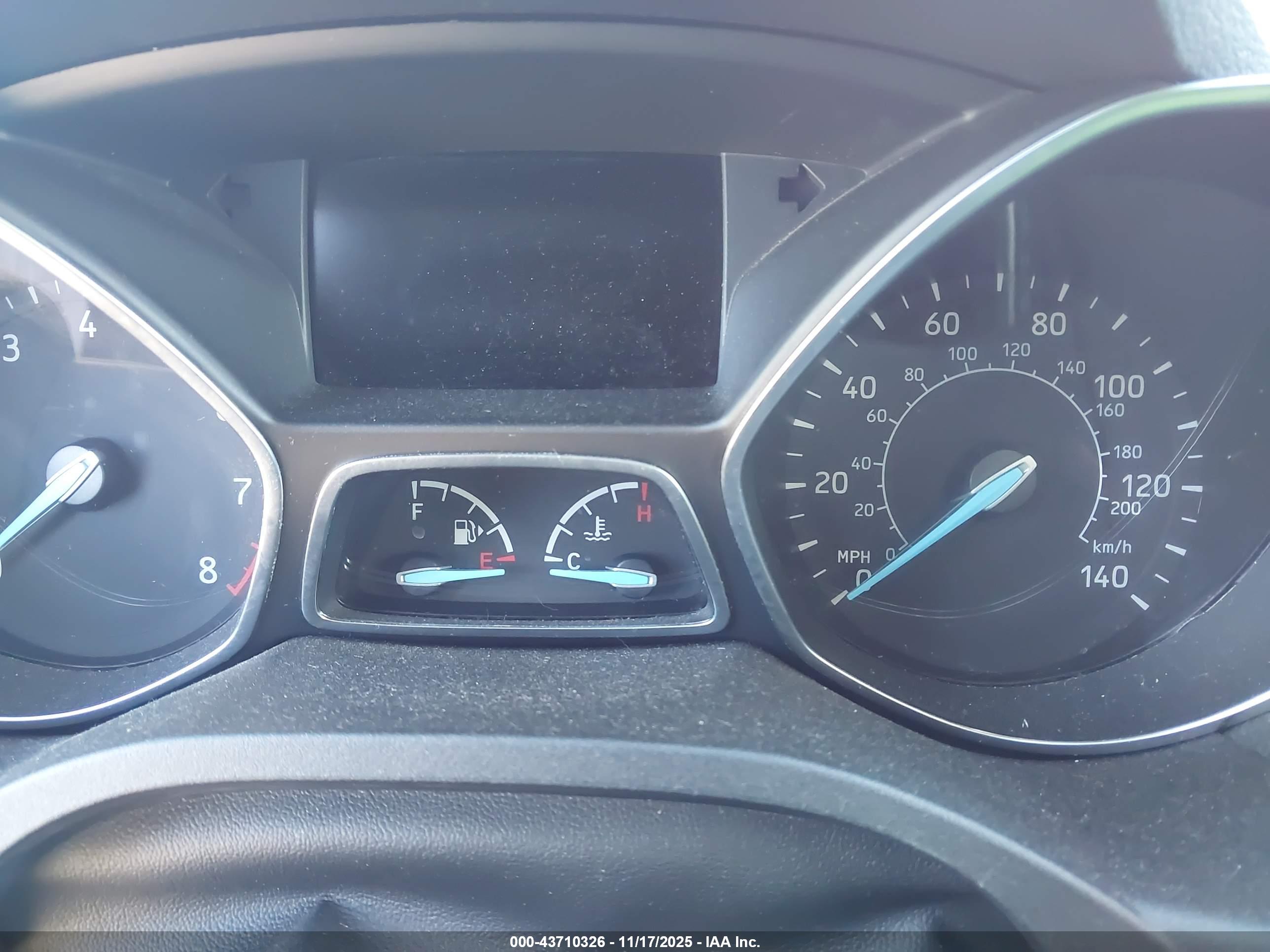 FORD ESCAPE image 7
