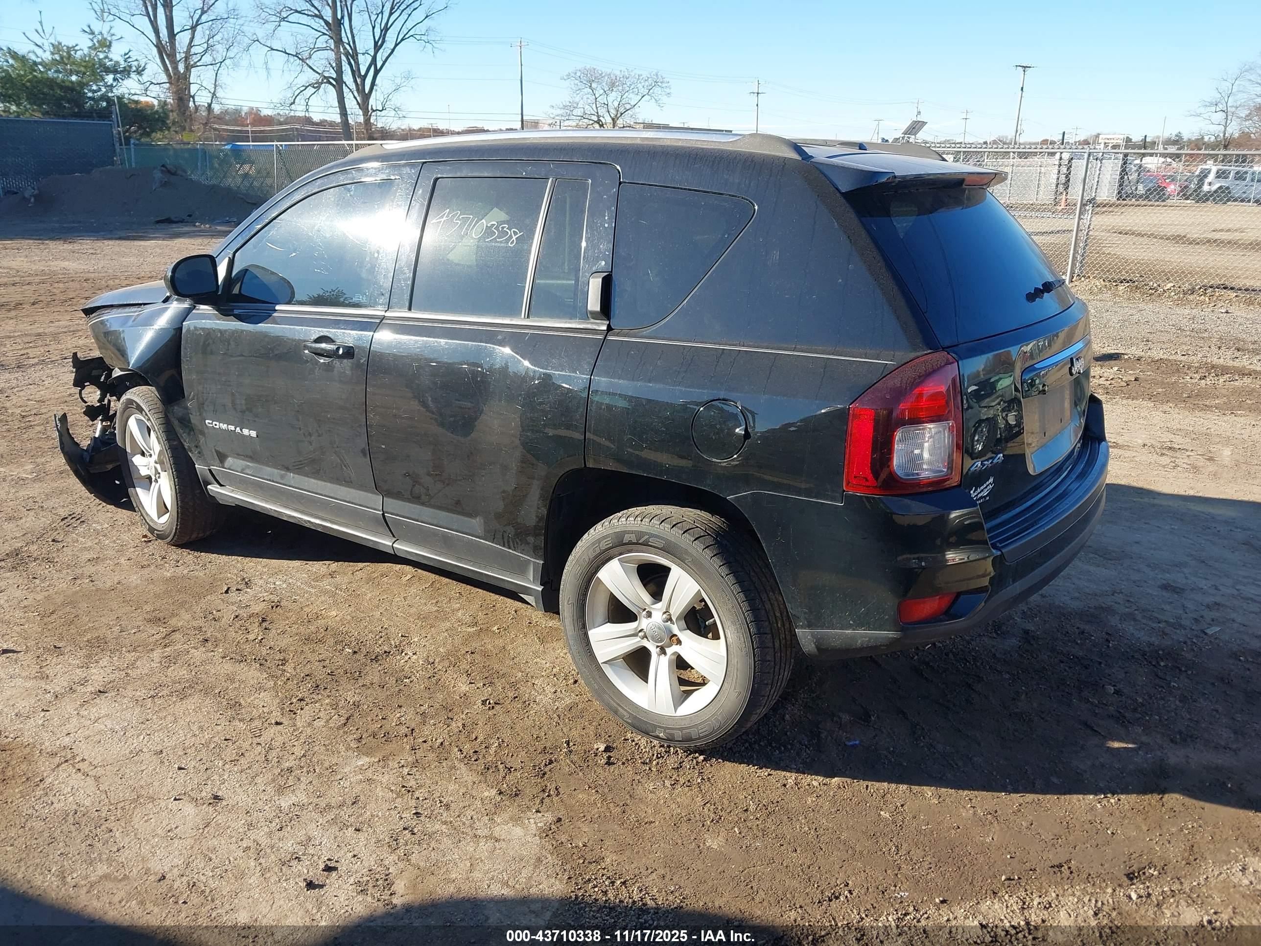 JEEP COMPASS image 3