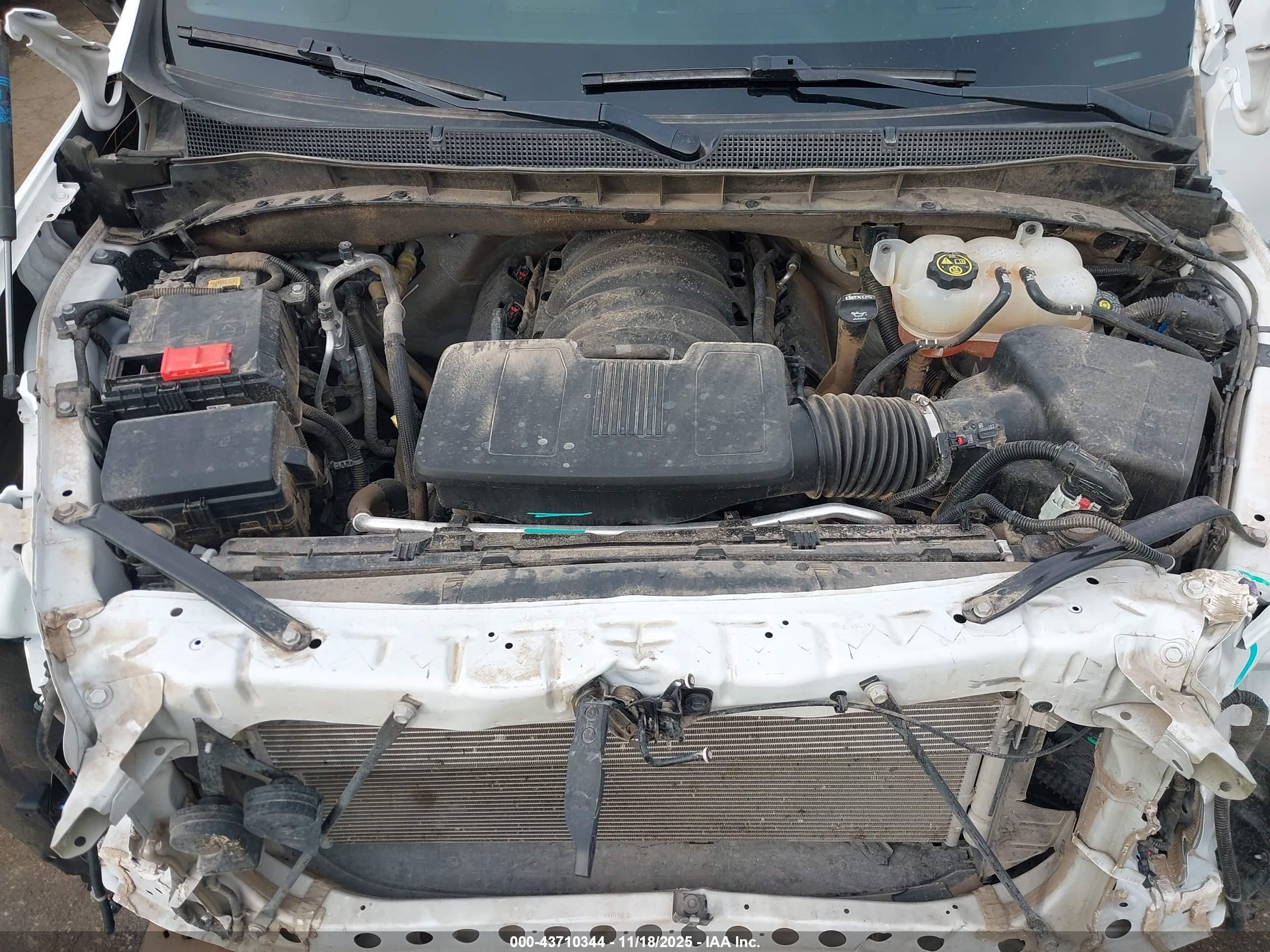 CHEVROLET SUBURBAN image 10