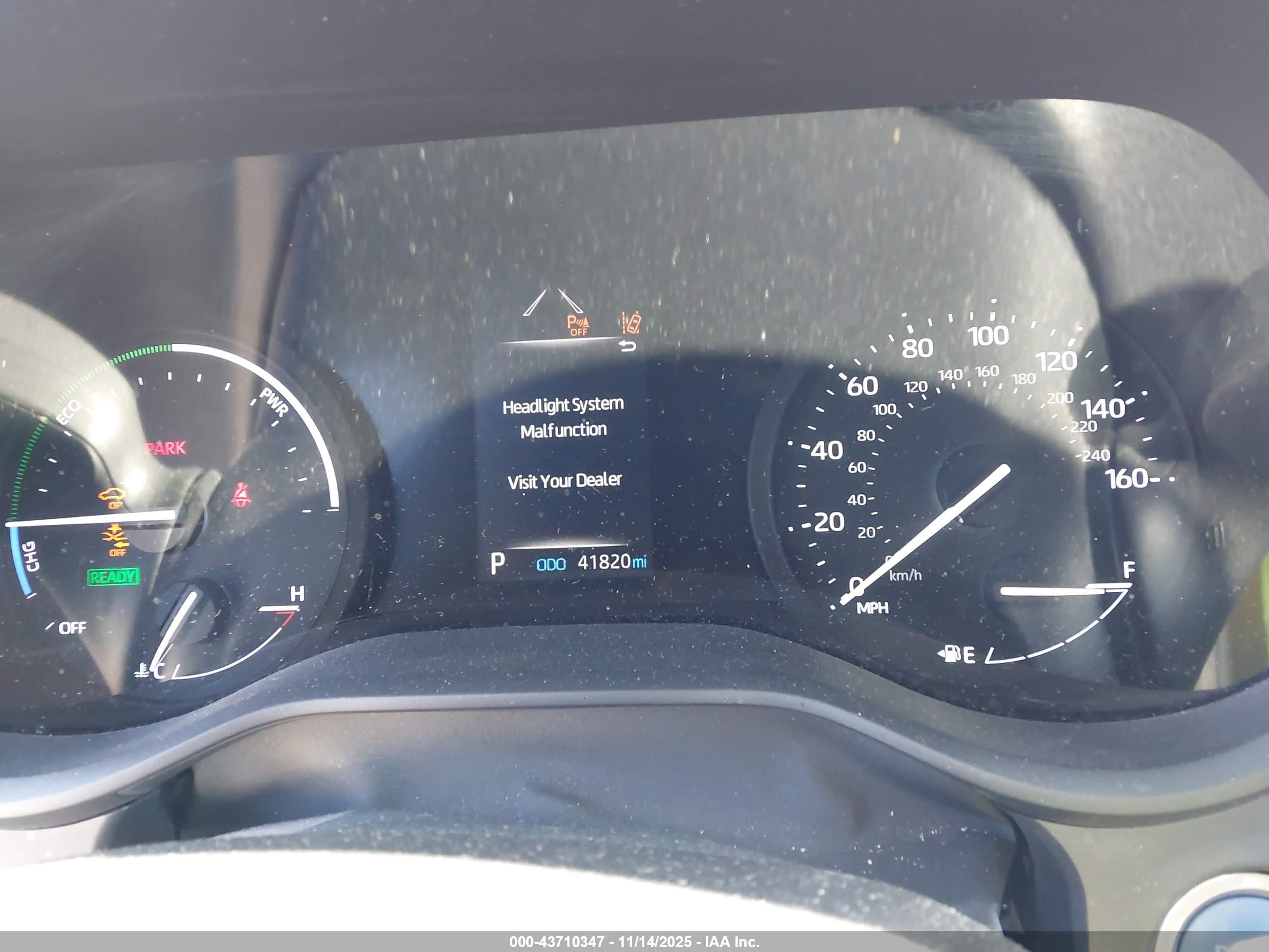 TOYOTA SIENNA image 7