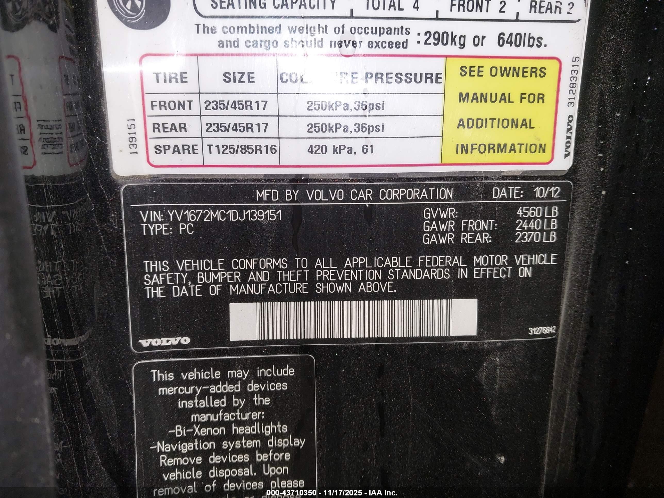 VOLVO C70 image 9