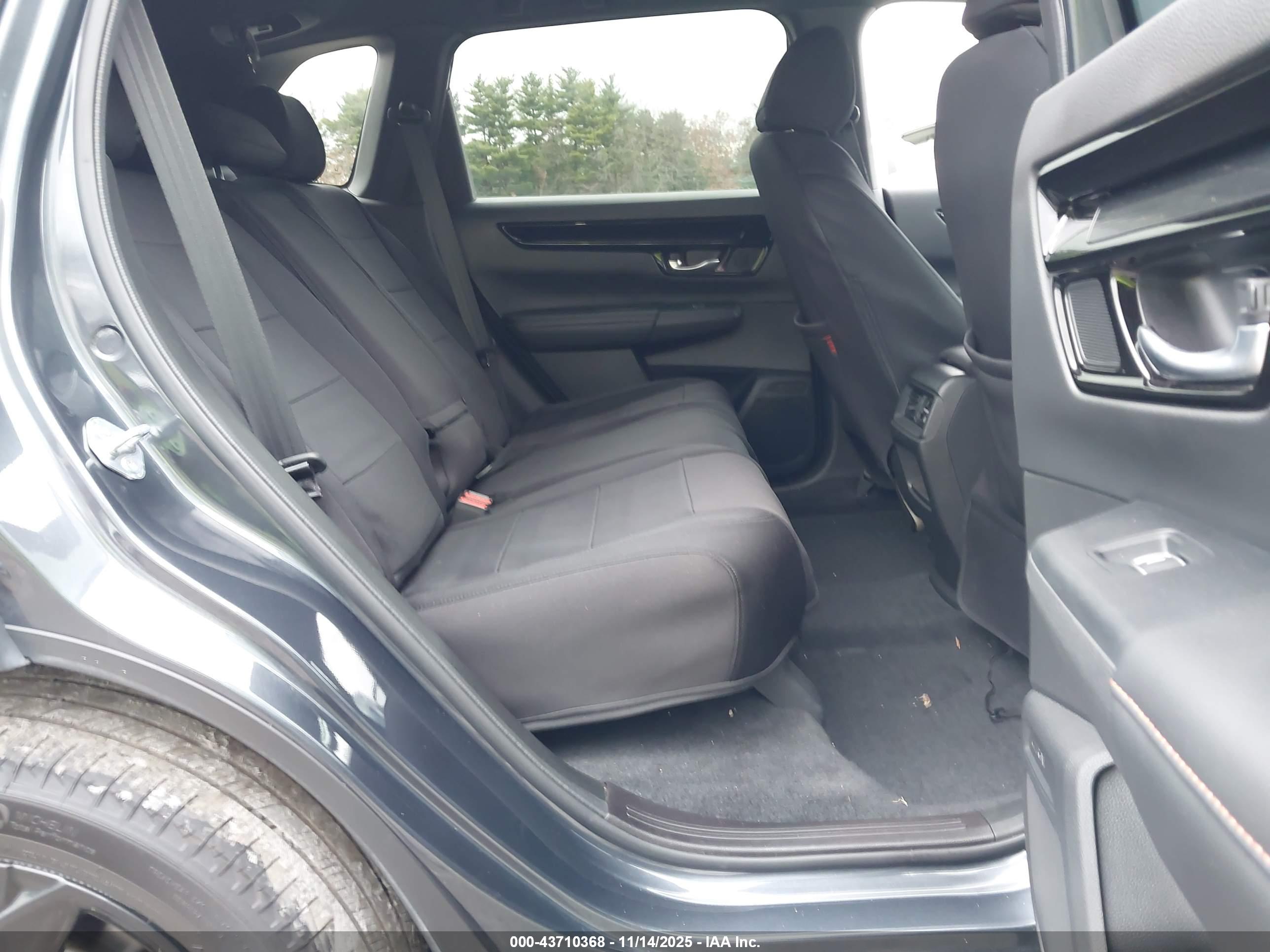 HONDA CR-V image 8