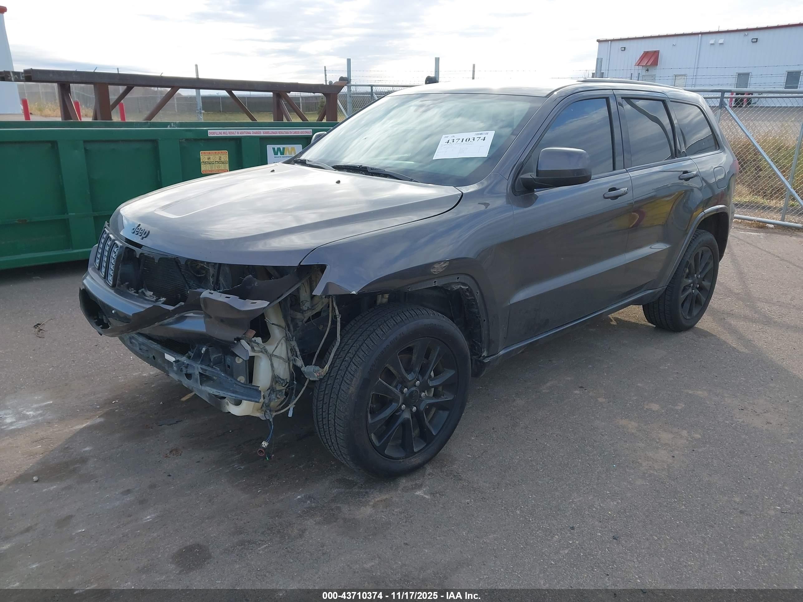 JEEP GRAND image 2
