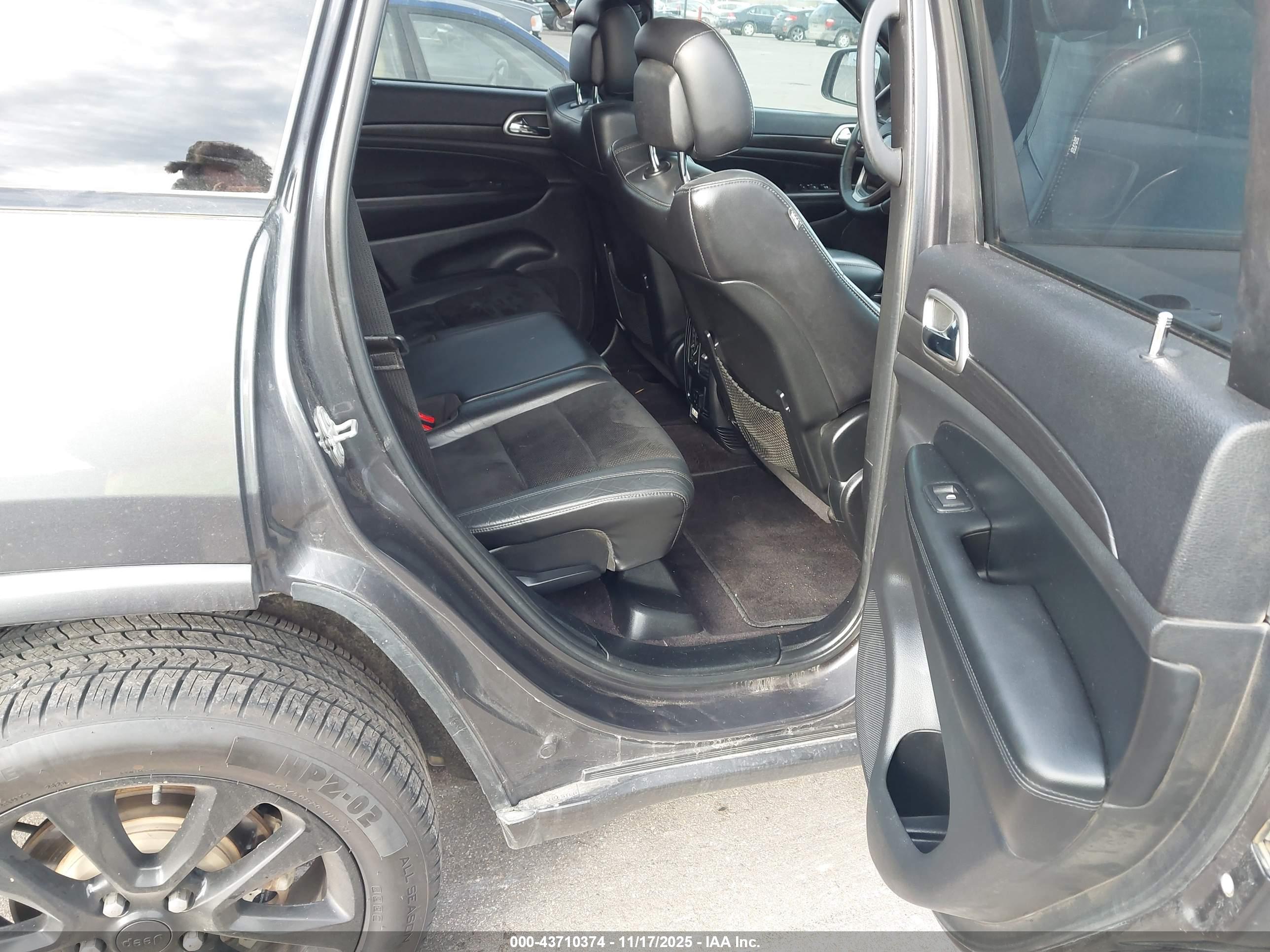 JEEP GRAND image 8