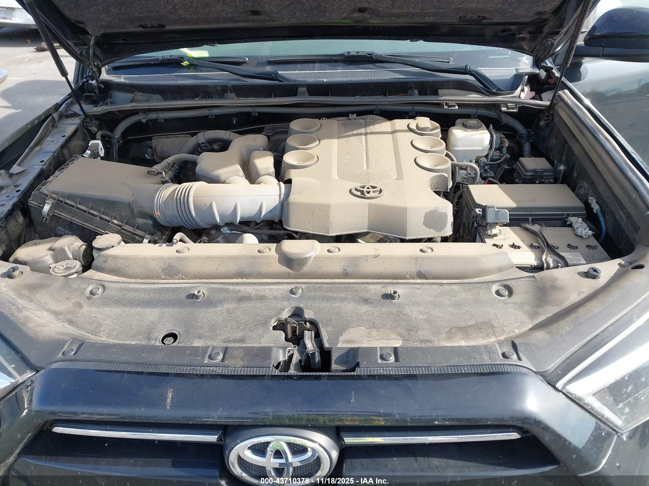 TOYOTA 4RUNNER image 10